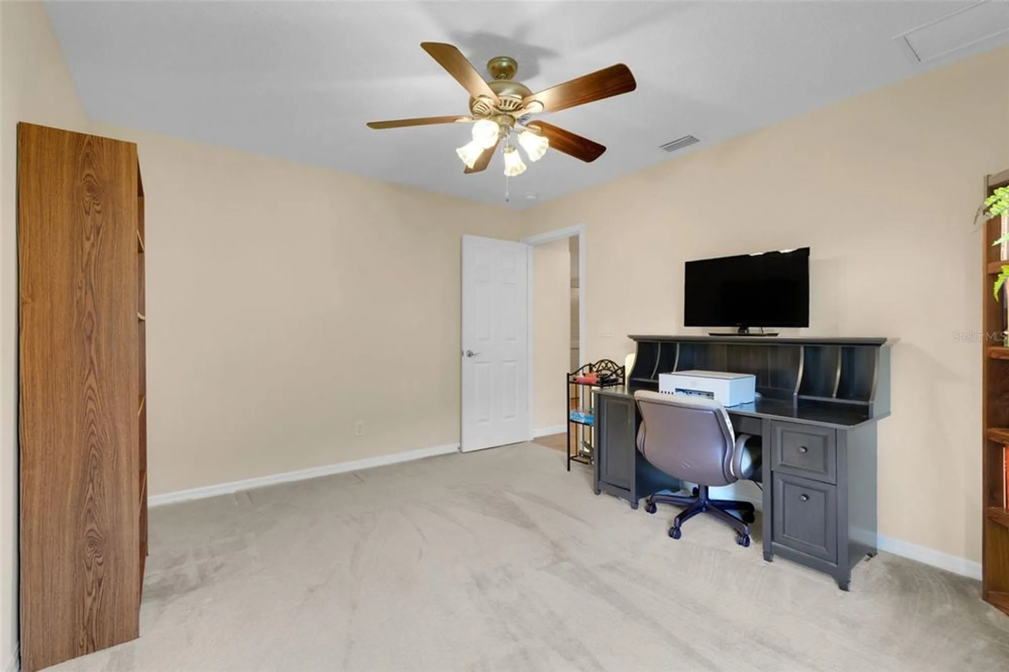 Property Slideshow image 21 of 40 | 27303 stoney brook dr, Leesburg, FL, 34748