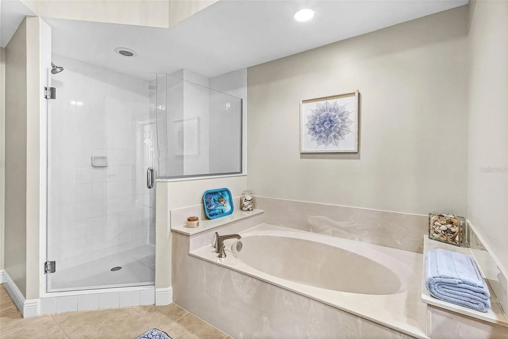 Property Slideshow image 17 of 54 | 3329 sunset key cir 203, Punta Gorda, FL, 33955