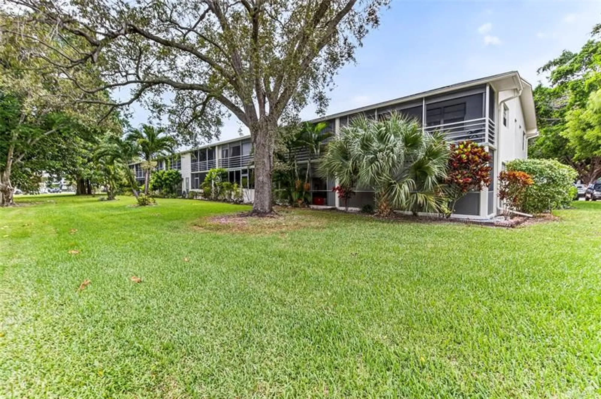 Property Slideshow image 27 of 28 | 102 newport f # 102, Deerfield Beach, FL, 33442