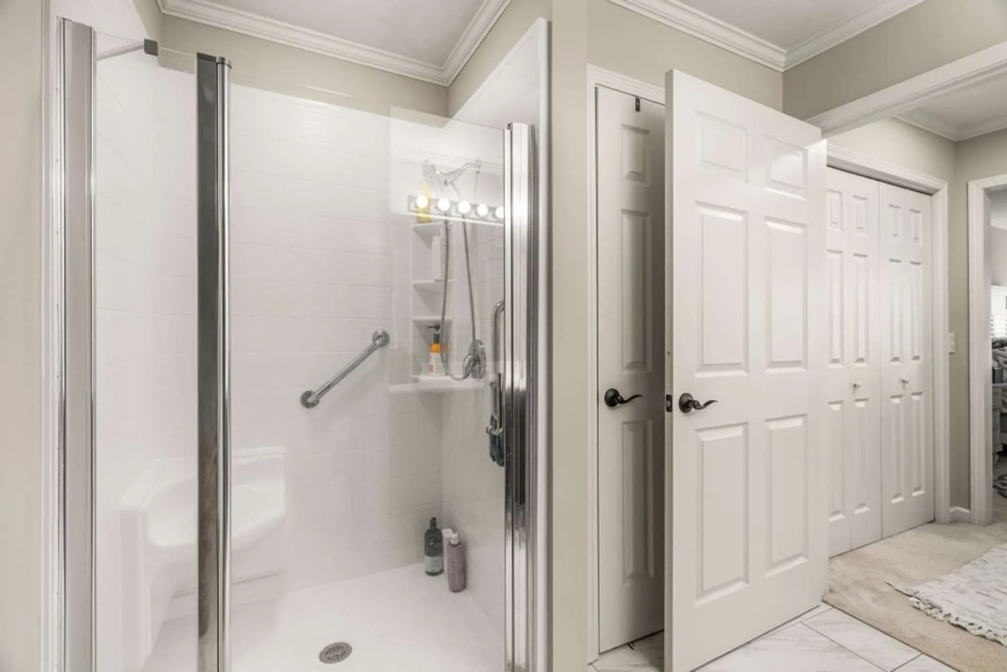 Property Slideshow image 21 of 32 | 443 forest glen cir, Murfreesboro, TN, 37128