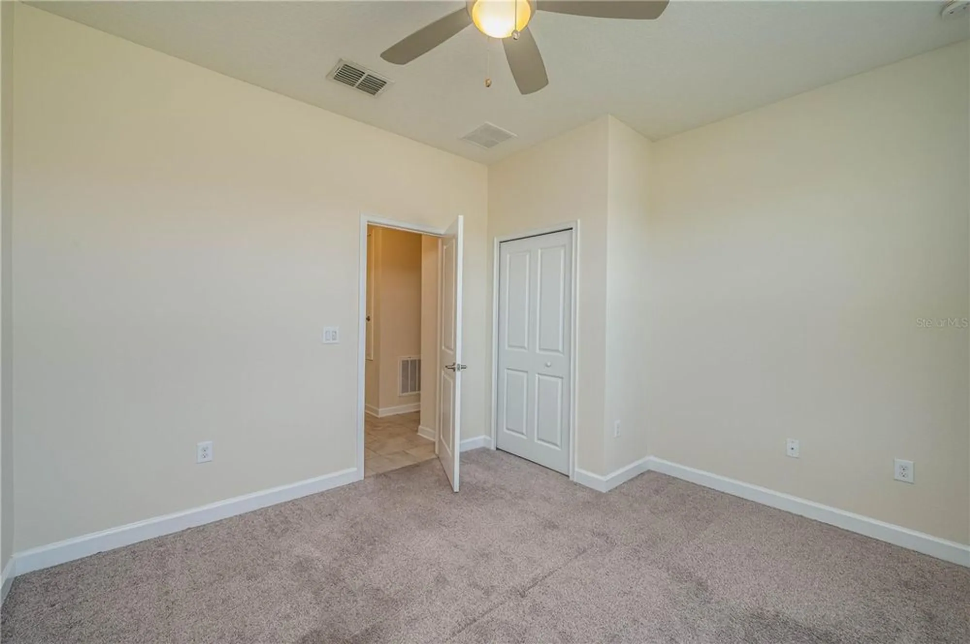 Property Slideshow image 18 of 35 | 2733 attwater loop, Winter Haven, FL, 33884