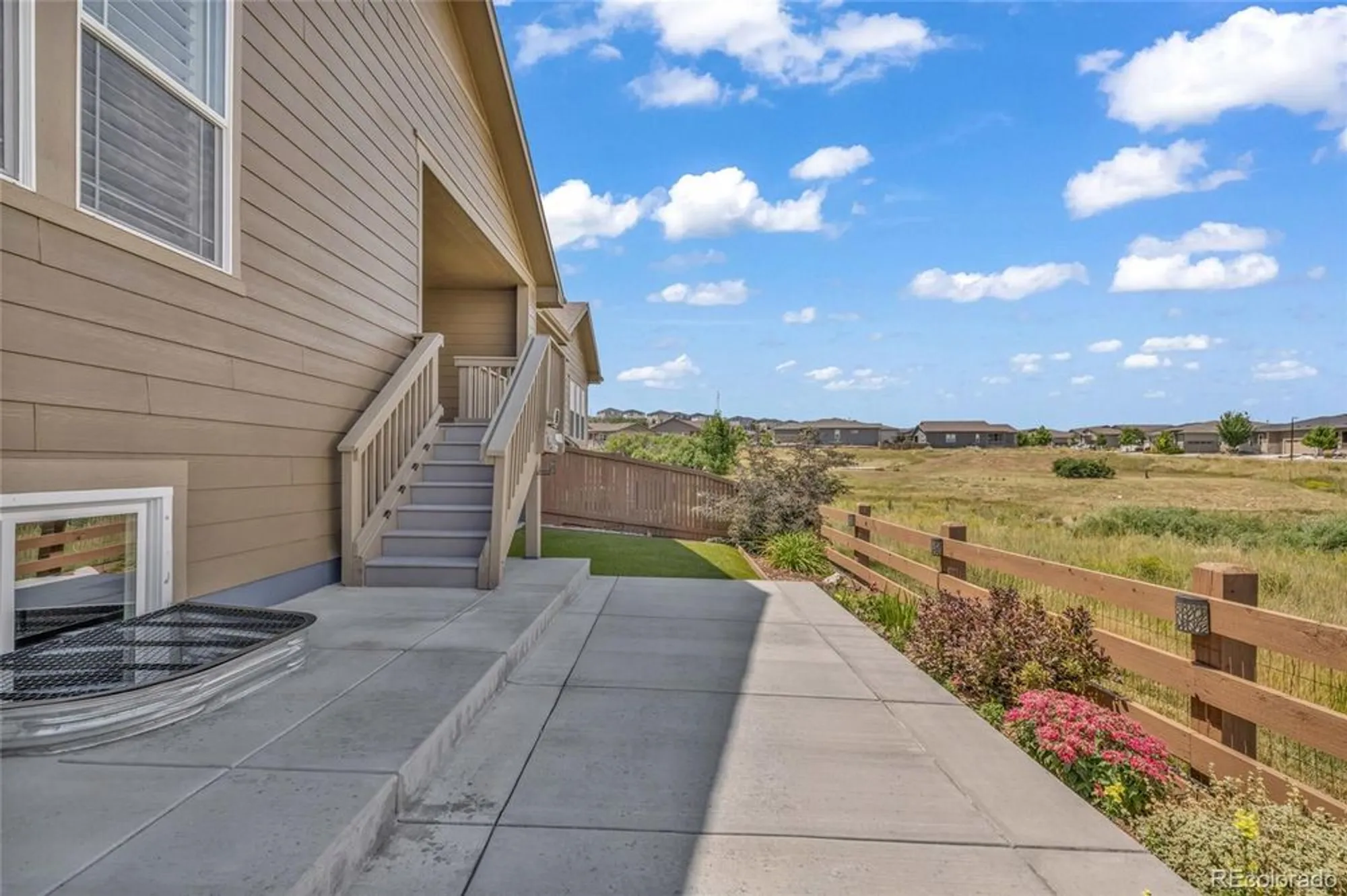 Property Slideshow image 16 of 28 | 4365 hidden gulch rd, Castle Rock, CO, 80104