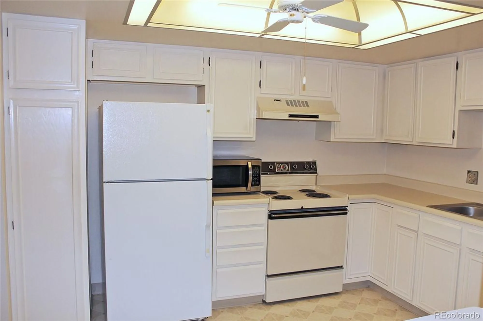 Property Slideshow image 4 of 21 | 14000 e linvale pl 310, Aurora, CO, 80014