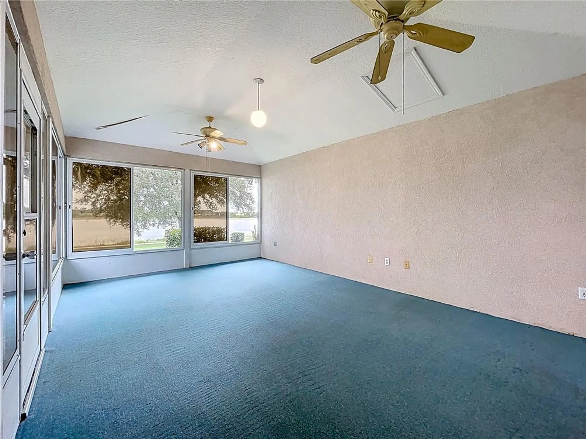 Property Slideshow image 39 of 63 | 5518 queen victoria dr, Leesburg, FL, 34748