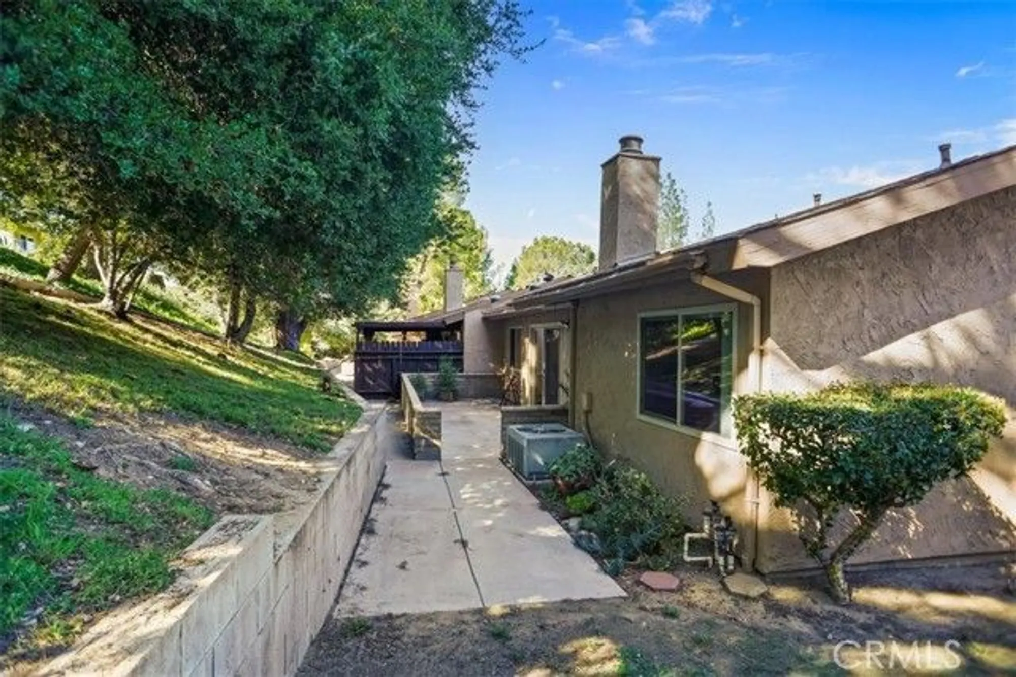 Property Slideshow image 15 of 34 | 19380 anzel cir, Newhall, CA, 91321