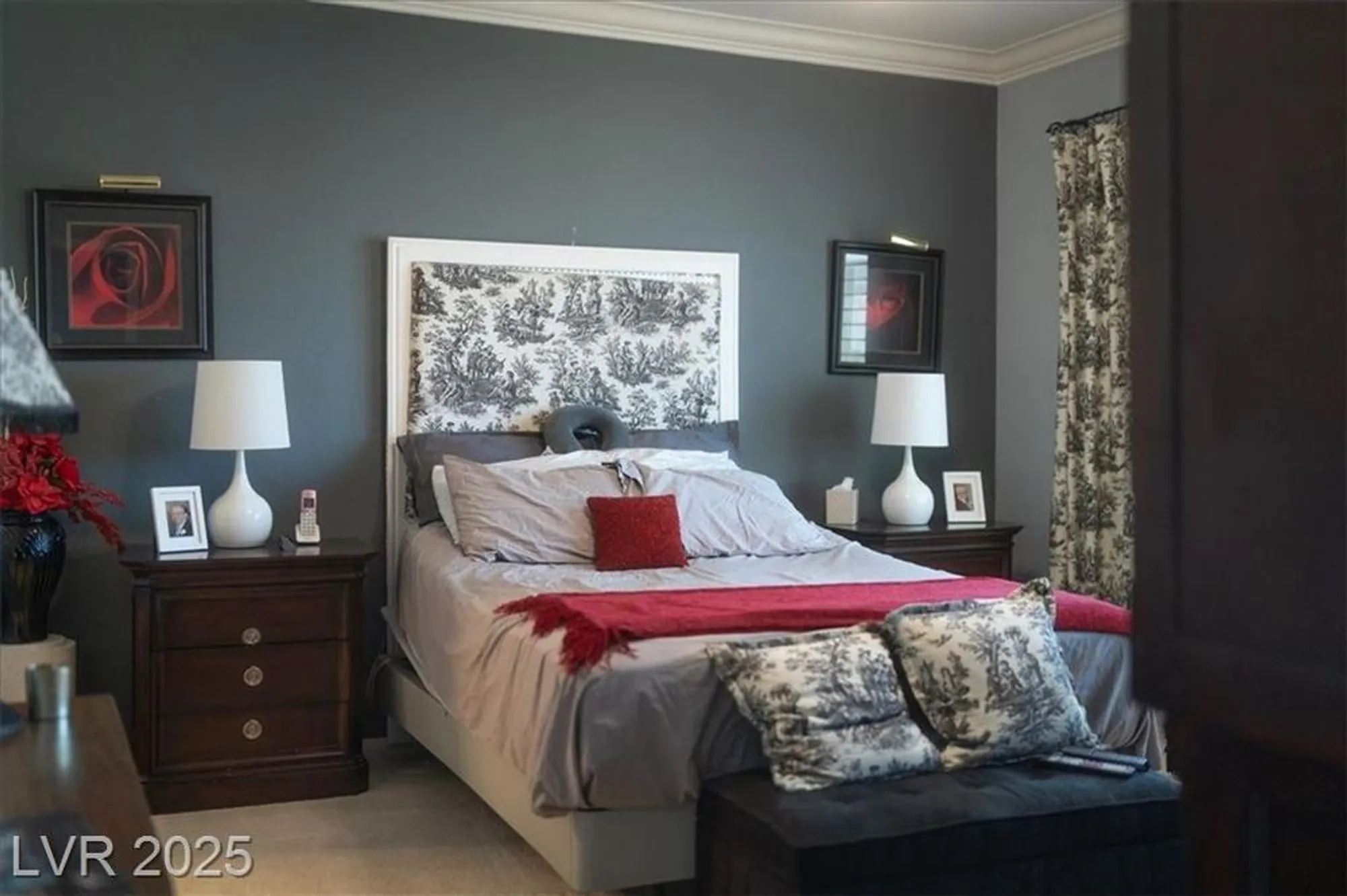 Property Slideshow image 38 of 47 | 2486 divine sky dr, Henderson, NV, 89044