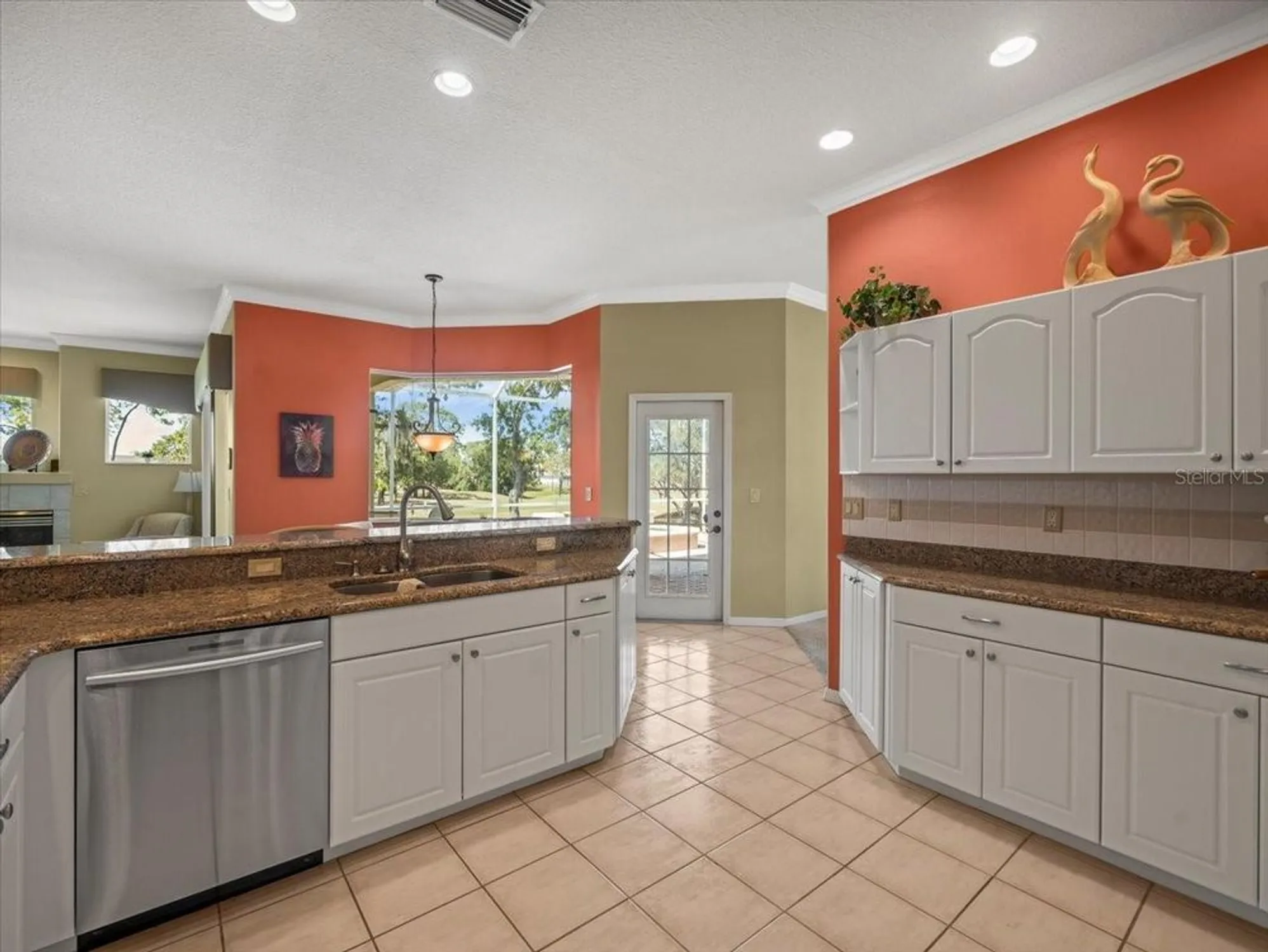 Property Slideshow image 34 of 66 | 9216 tarleton cir, Weeki Wachee, FL, 34613