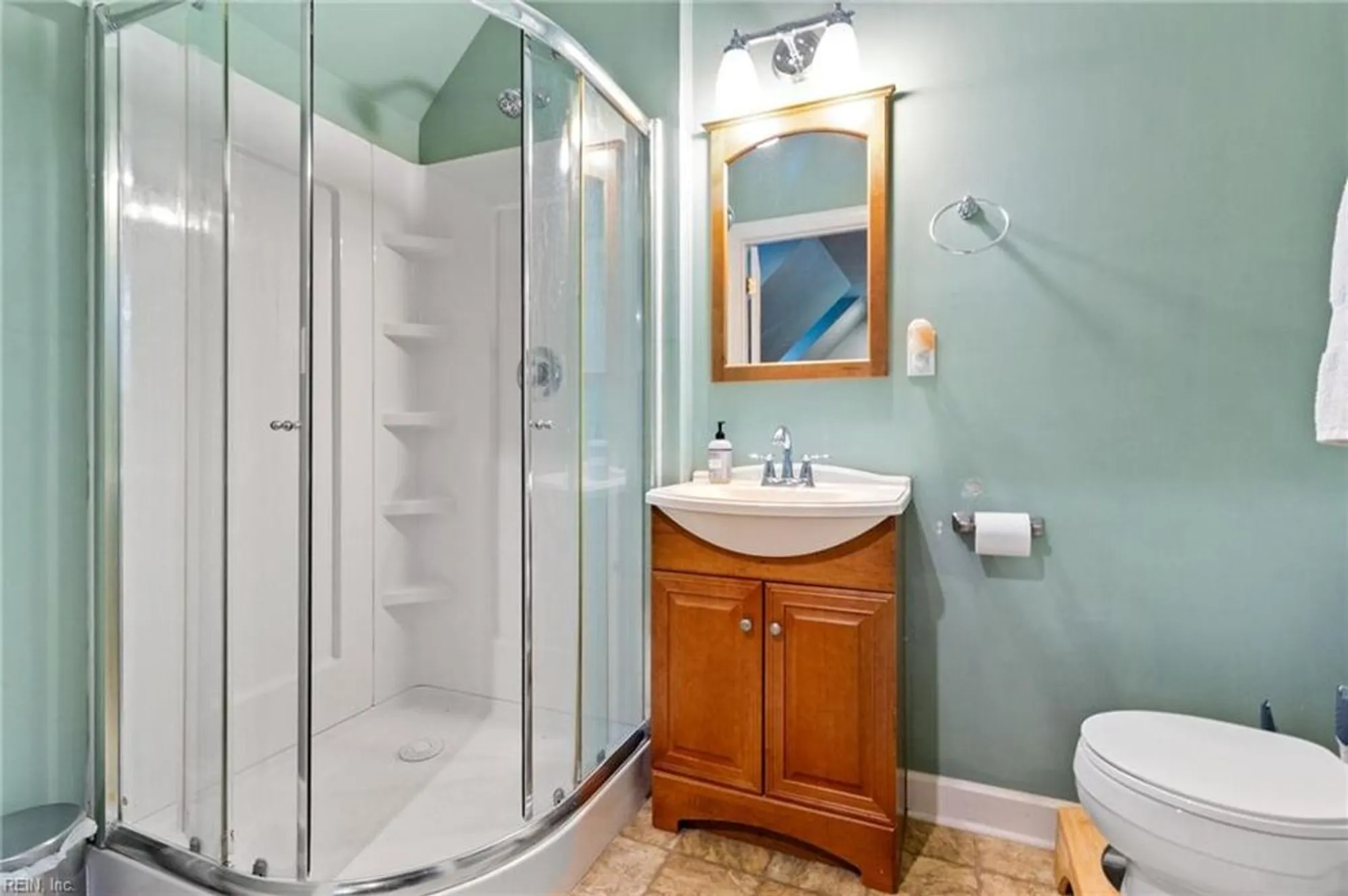 Property Slideshow image 28 of 45 | 147 country club dr, Williamsburg, VA, 23188