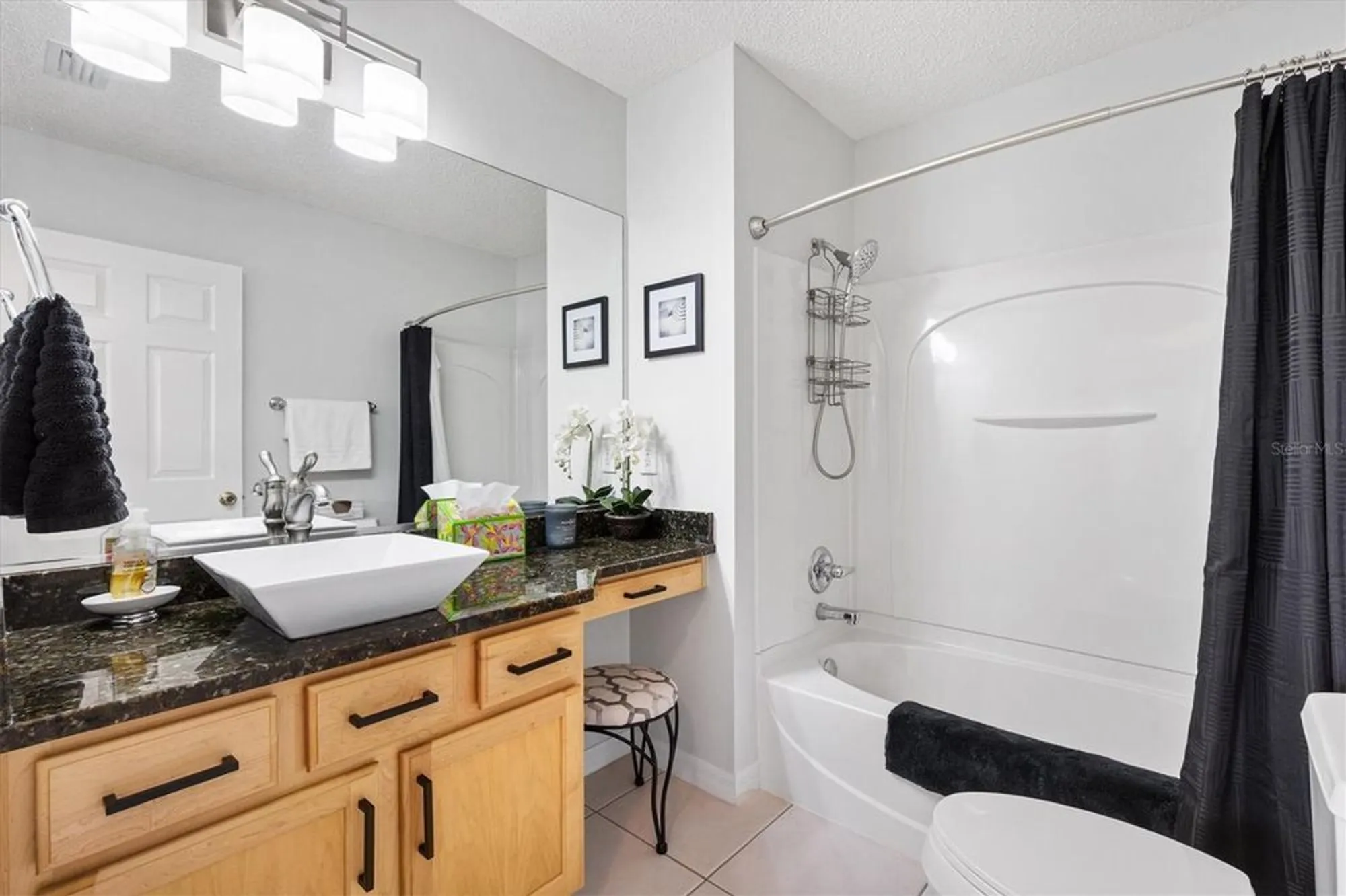 Property Slideshow image 17 of 23 | 964 kingmont ter, The Villages, FL, 32162