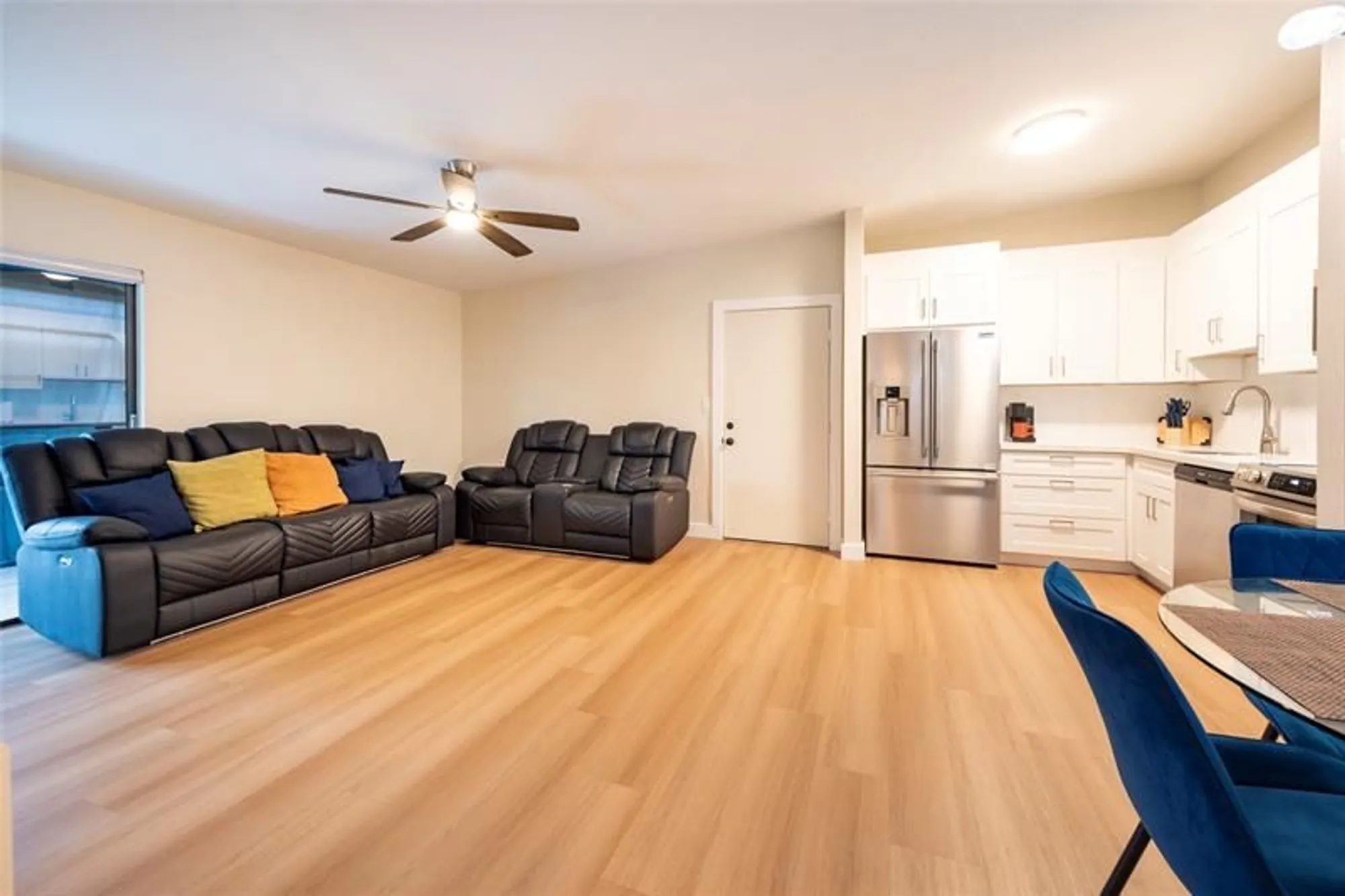 Property Slideshow image 5 of 20 | 7827 ashmont cir 208, Tamarac, FL, 33321