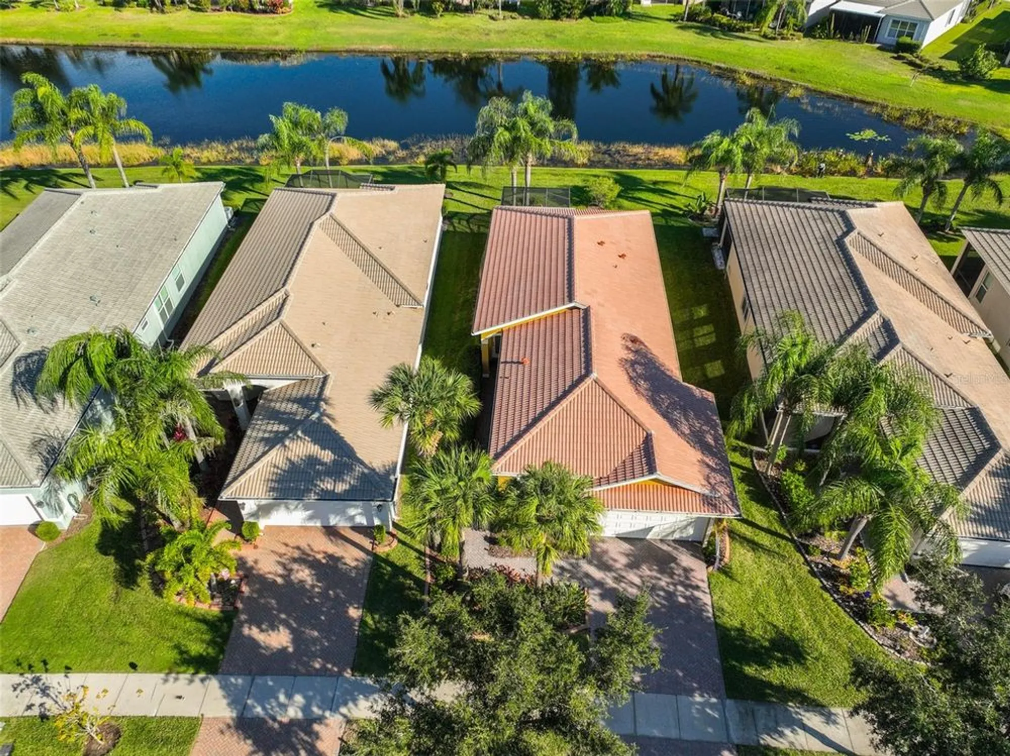 Property Slideshow image 40 of 67 | 15948 cobble mill dr, Wimauma, FL, 33598