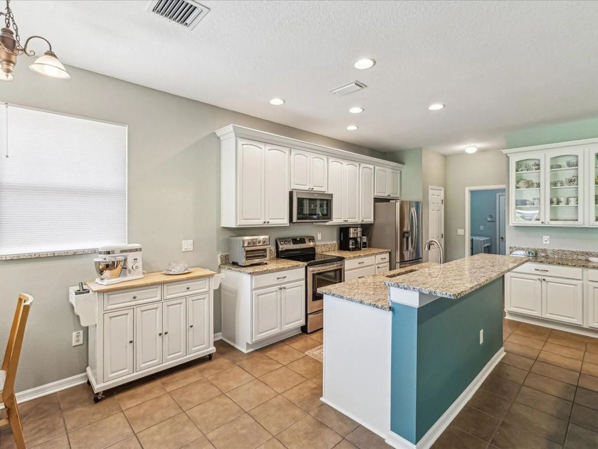 Property Slideshow image 11 of 63 | 11050 kiskadee cir, New Port Richey, FL, 34654