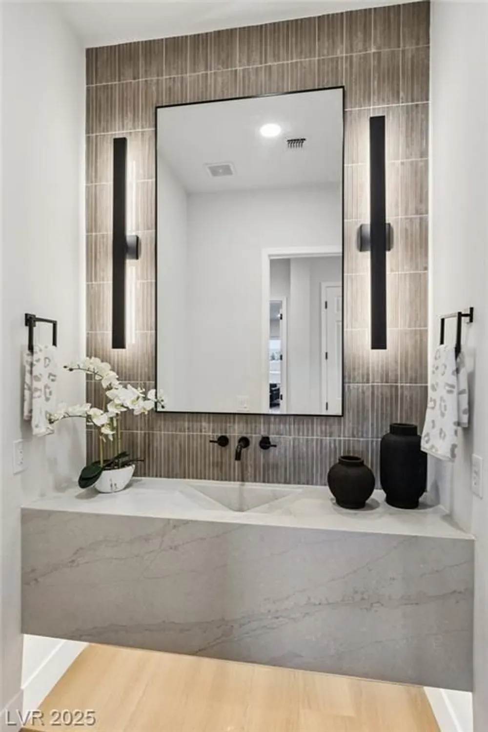 Property Slideshow image 33 of 84 | 2695 olivia heights ave, Henderson, NV, 89052