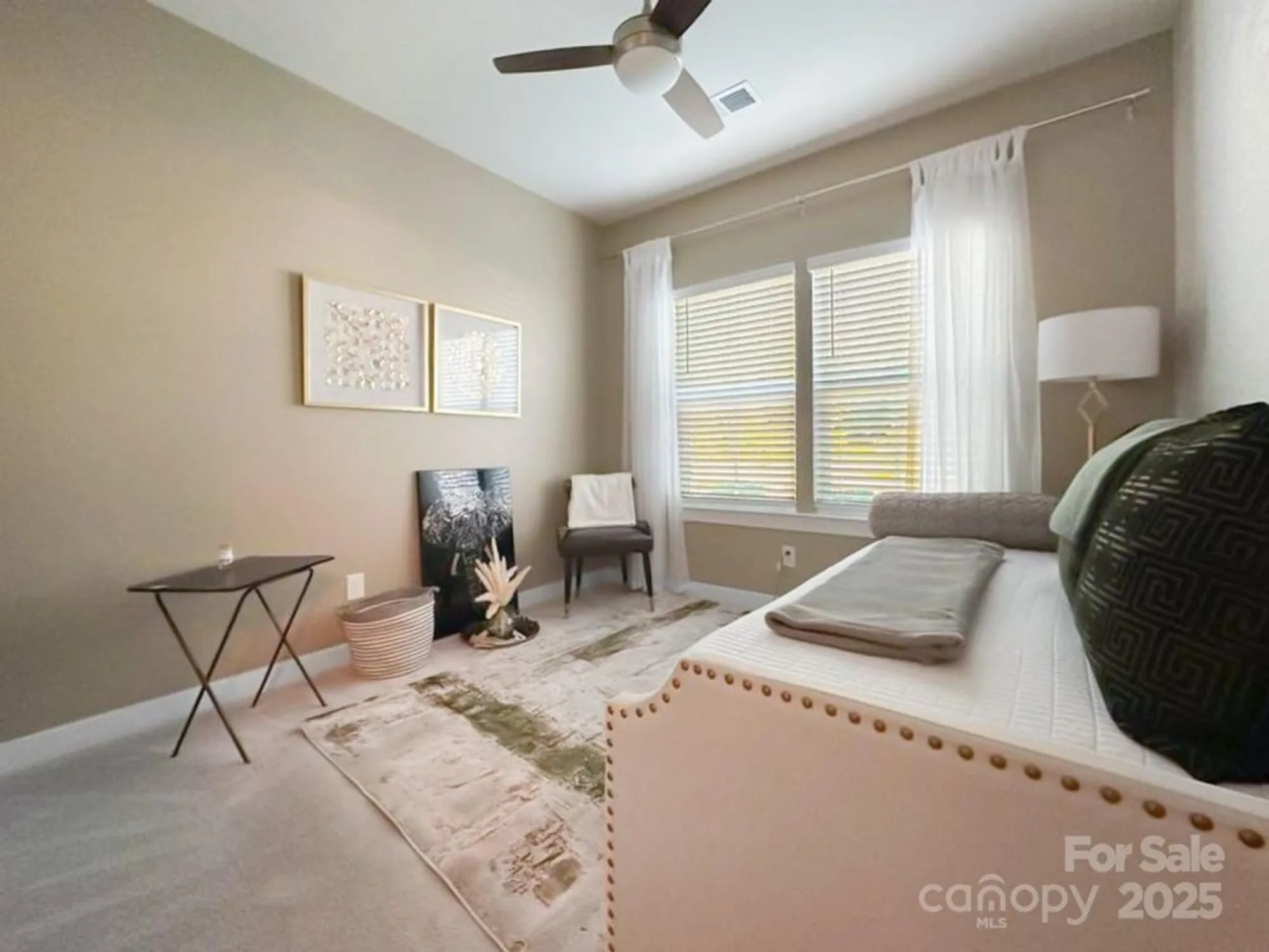 Property Slideshow image 7 of 23 | 10253 black locust ln, Charlotte, NC, 28215