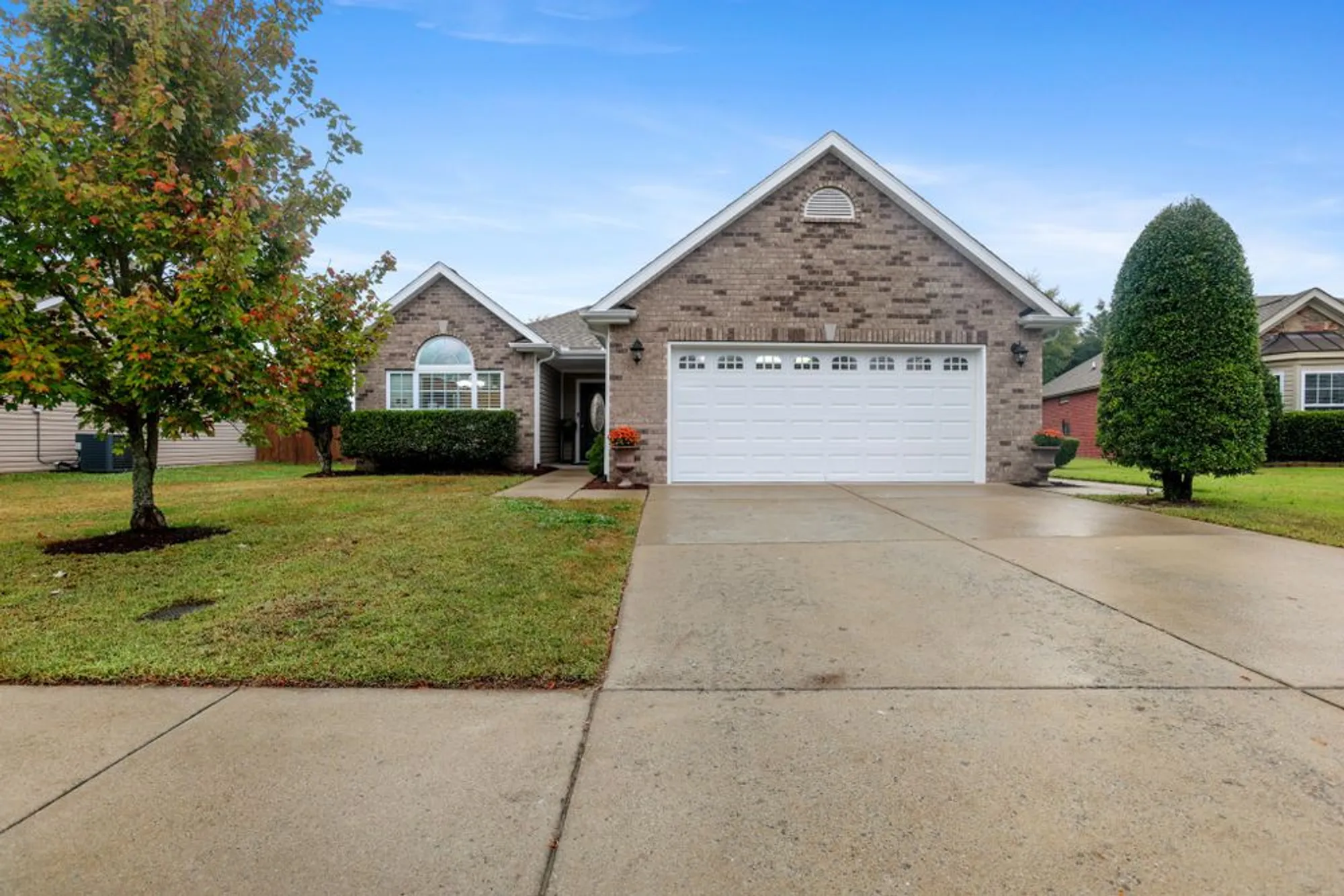 Property Slideshow image 1 of 27 | 1465 woodside dr, Lebanon, TN, 37087