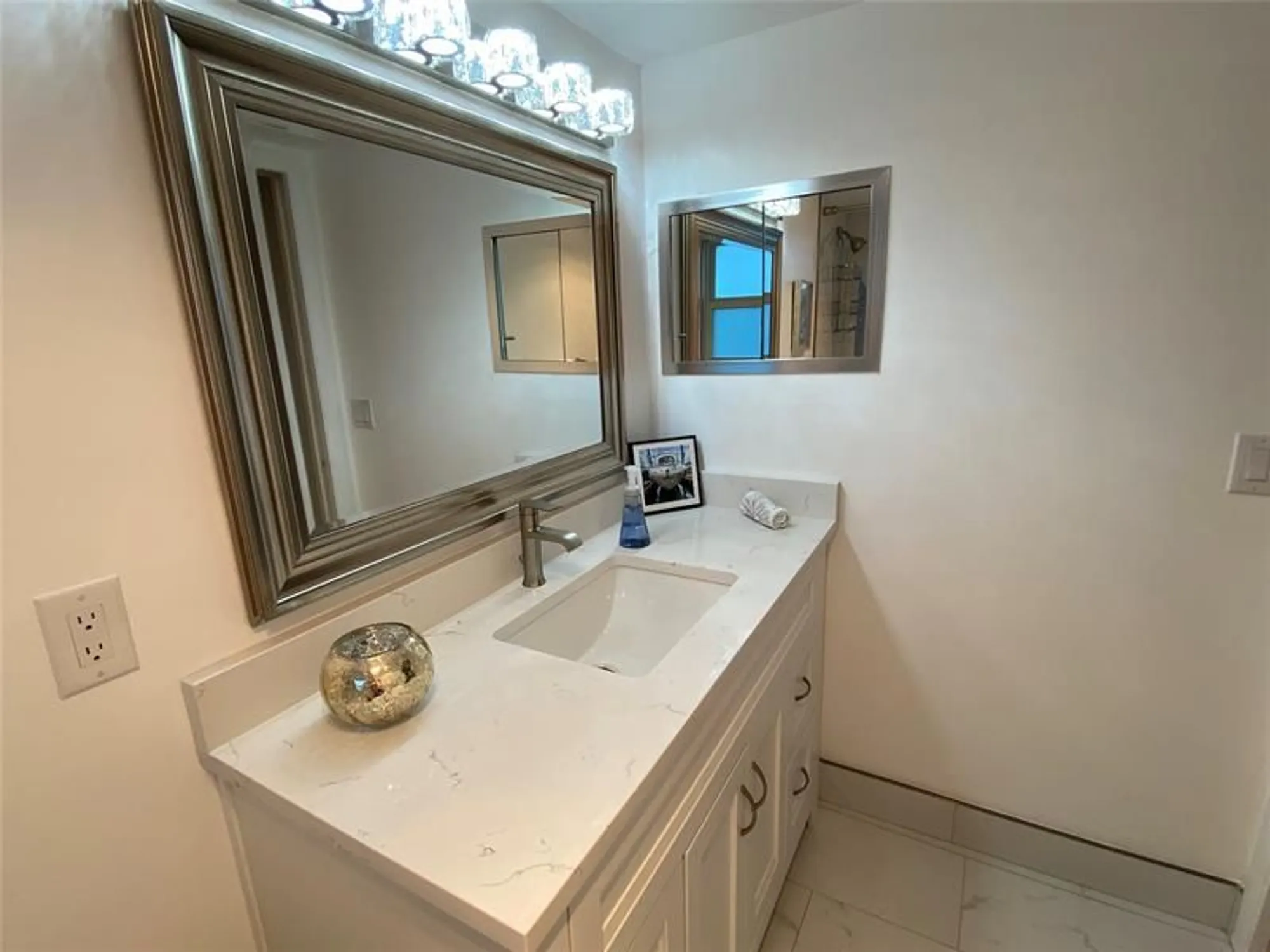 Property Slideshow image 27 of 69 | 1060 oakridge f # 1060, Deerfield Beach, FL, 33442