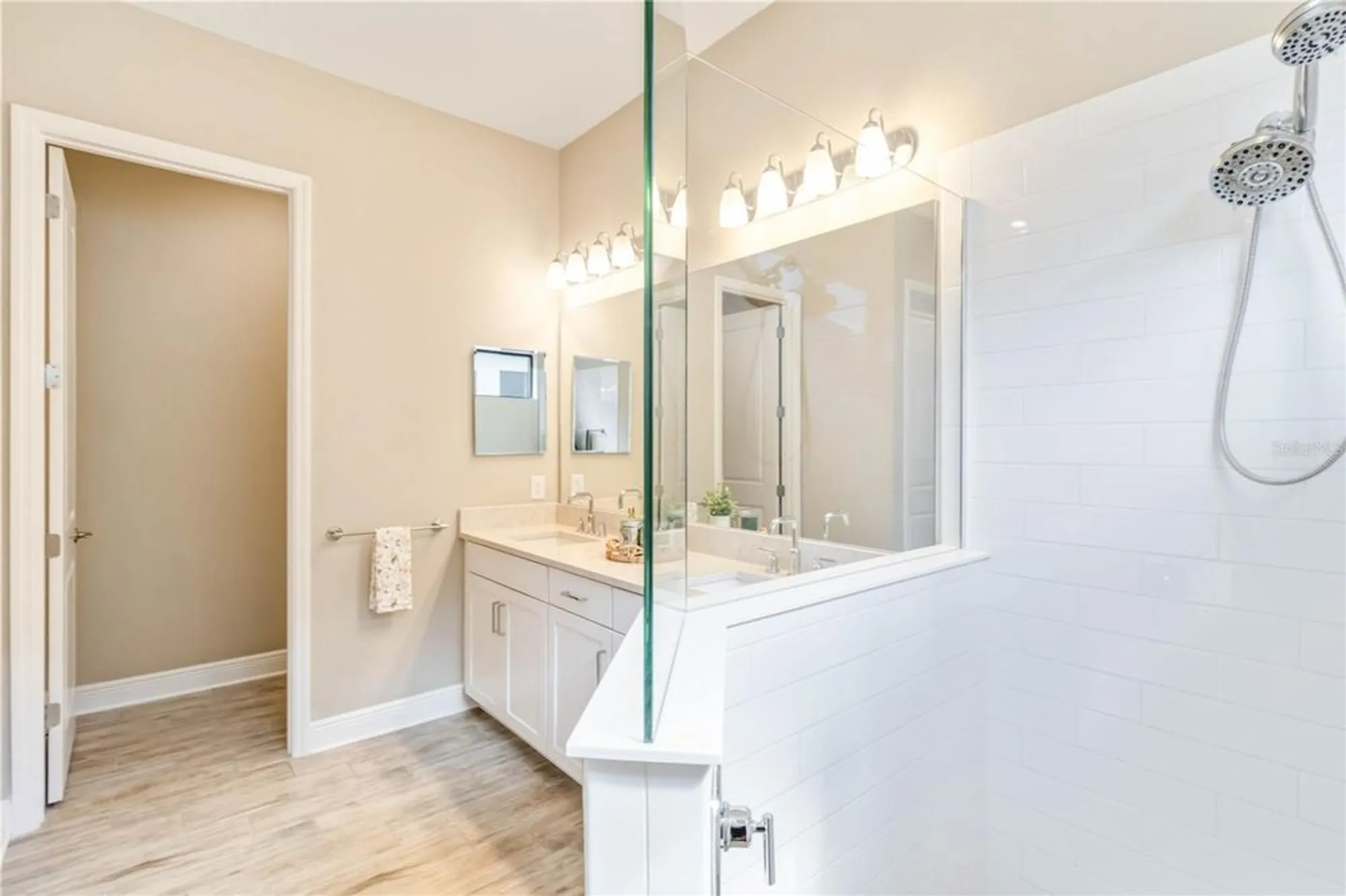 Property Slideshow image 23 of 59 | 21512 palatka dr, Venice, FL, 34293