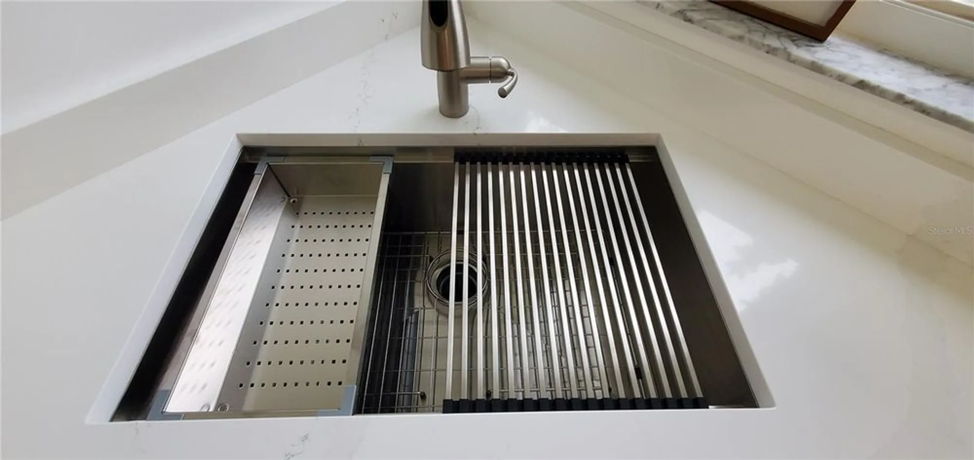 Property Slideshow image 12 of 28 | 5508 83rd ter, Sarasota, FL, 34243