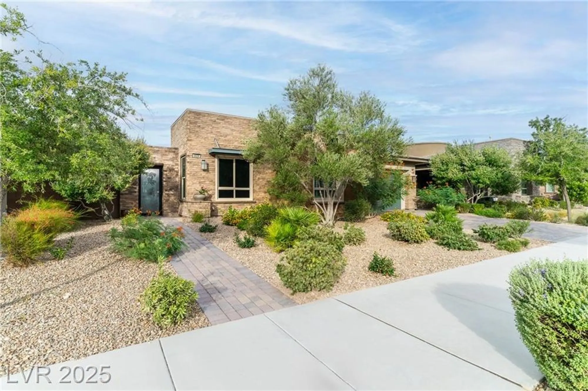Property Slideshow image 3 of 93 | 6826 regency crest ave, Las Vegas, NV, 89148