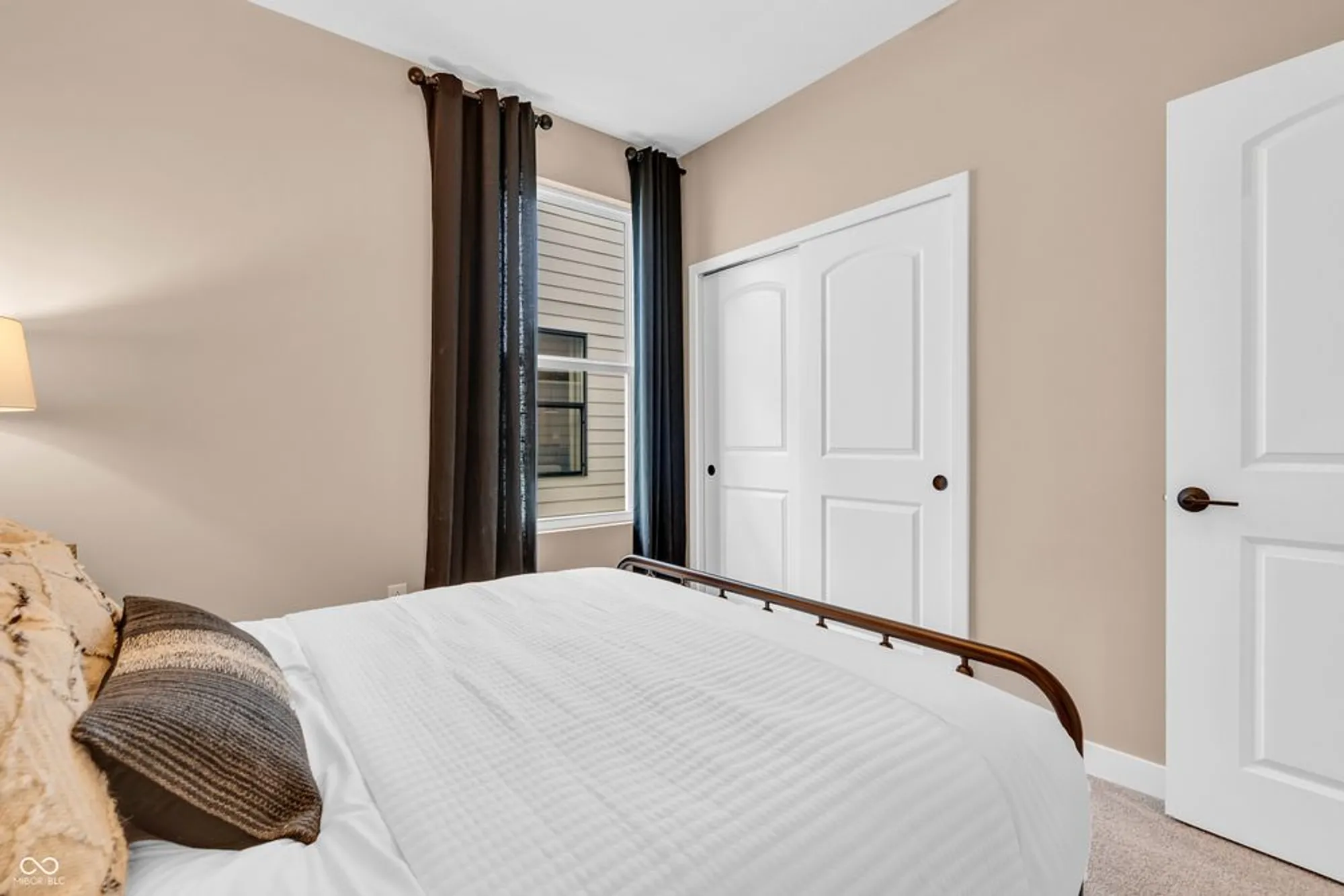 Property Slideshow image 23 of 31 | 13296 roundtop rd, Noblesville, IN, 46060