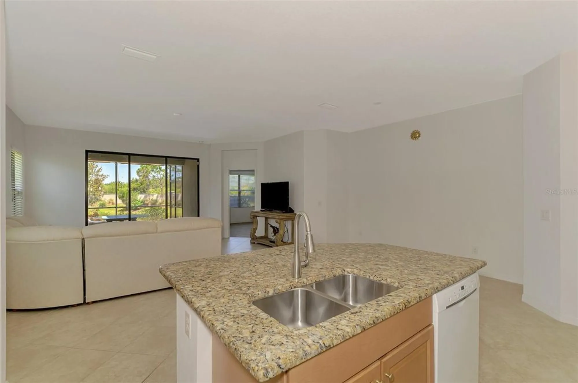 Property Slideshow image 19 of 39 | 1375 backspin dr, Englewood, FL, 34223