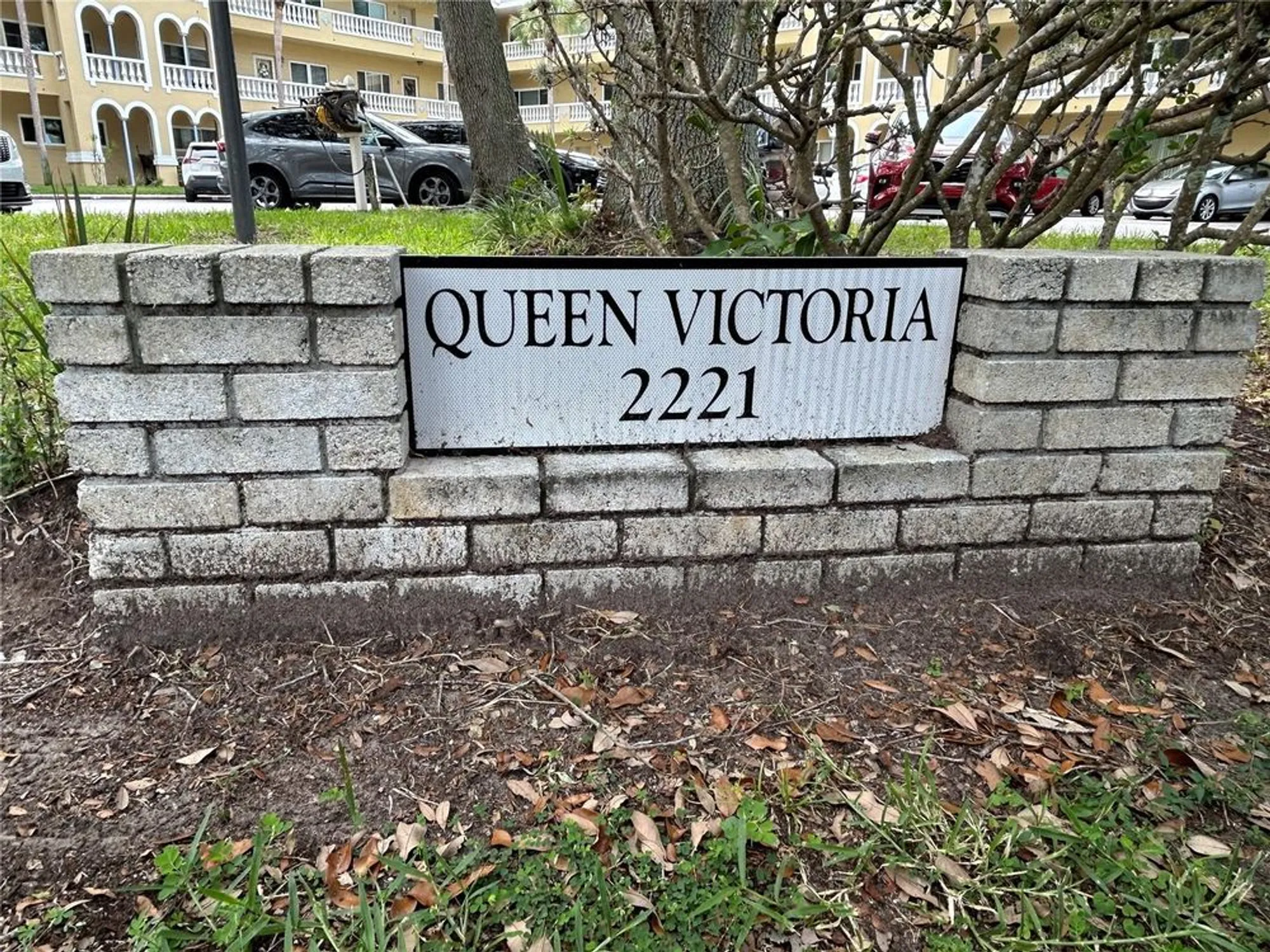 Property Slideshow image 2 of 34 | 2221 norwegian dr 57, Clearwater, FL, 33763