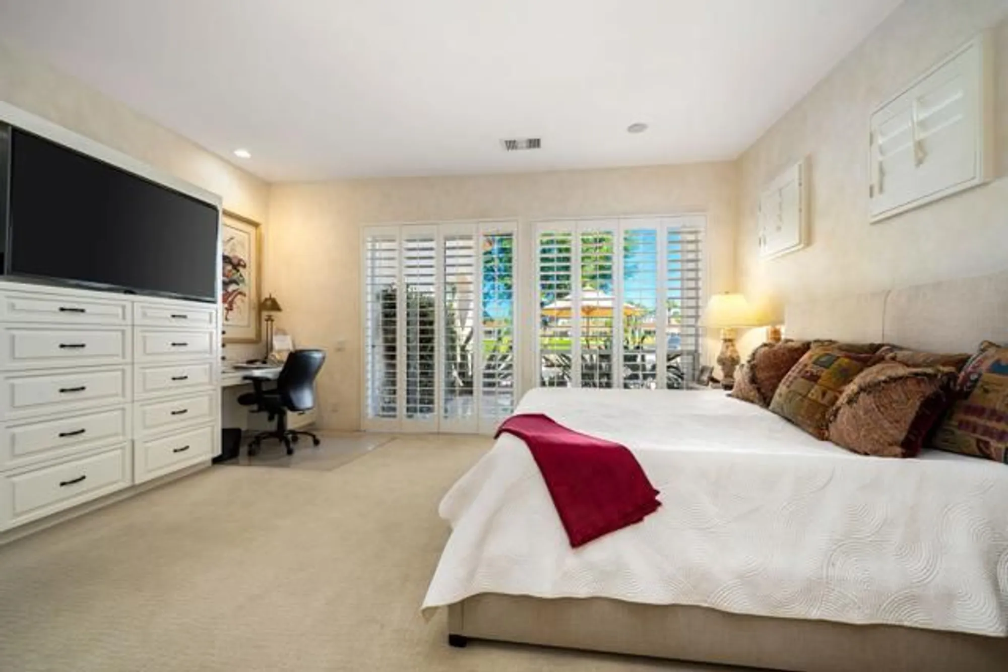 Property Slideshow image 42 of 50 | 80412 hermitage, La Quinta, CA, 92253