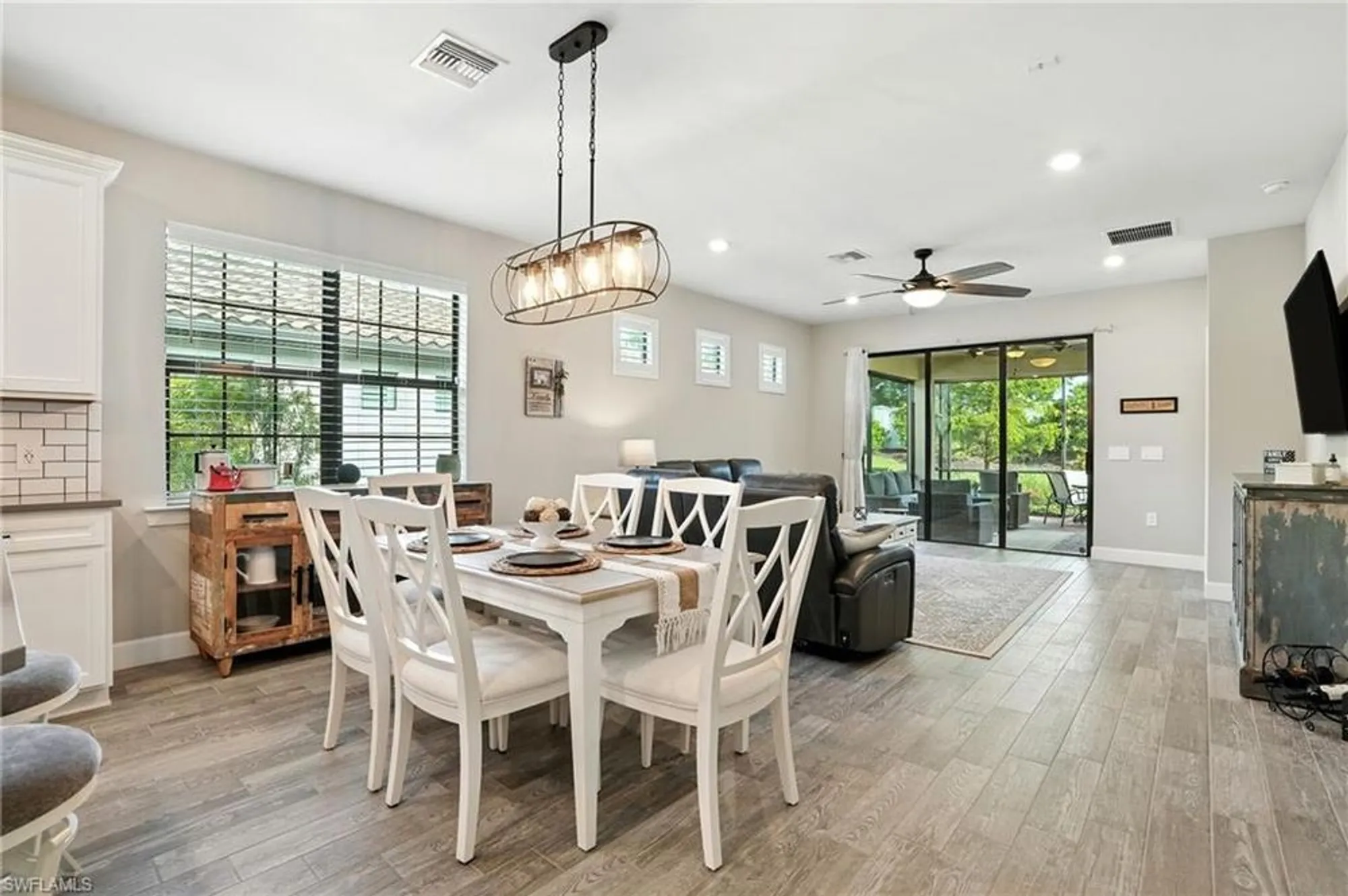 Property Slideshow image 11 of 47 | 12230 canal grande dr, Fort Myers, FL, 33913