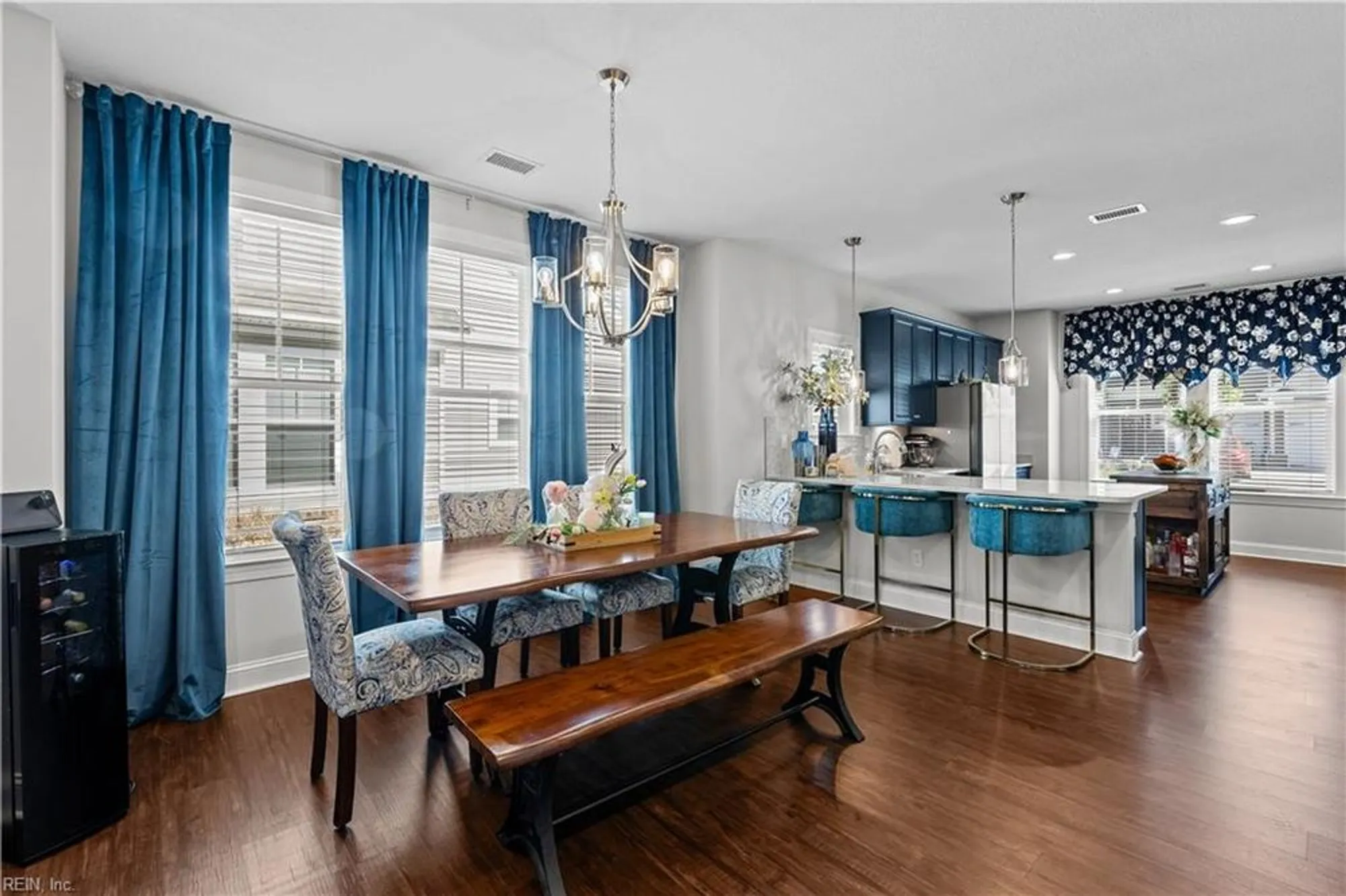 Property Slideshow image 9 of 50 | 4650 longleaf pl, Chesapeake, VA, 23321