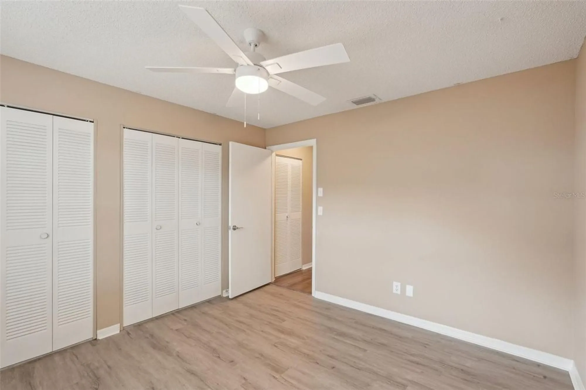 Property Slideshow image 17 of 57 | 2529 lancaster dr, Sun City Center, FL, 33573