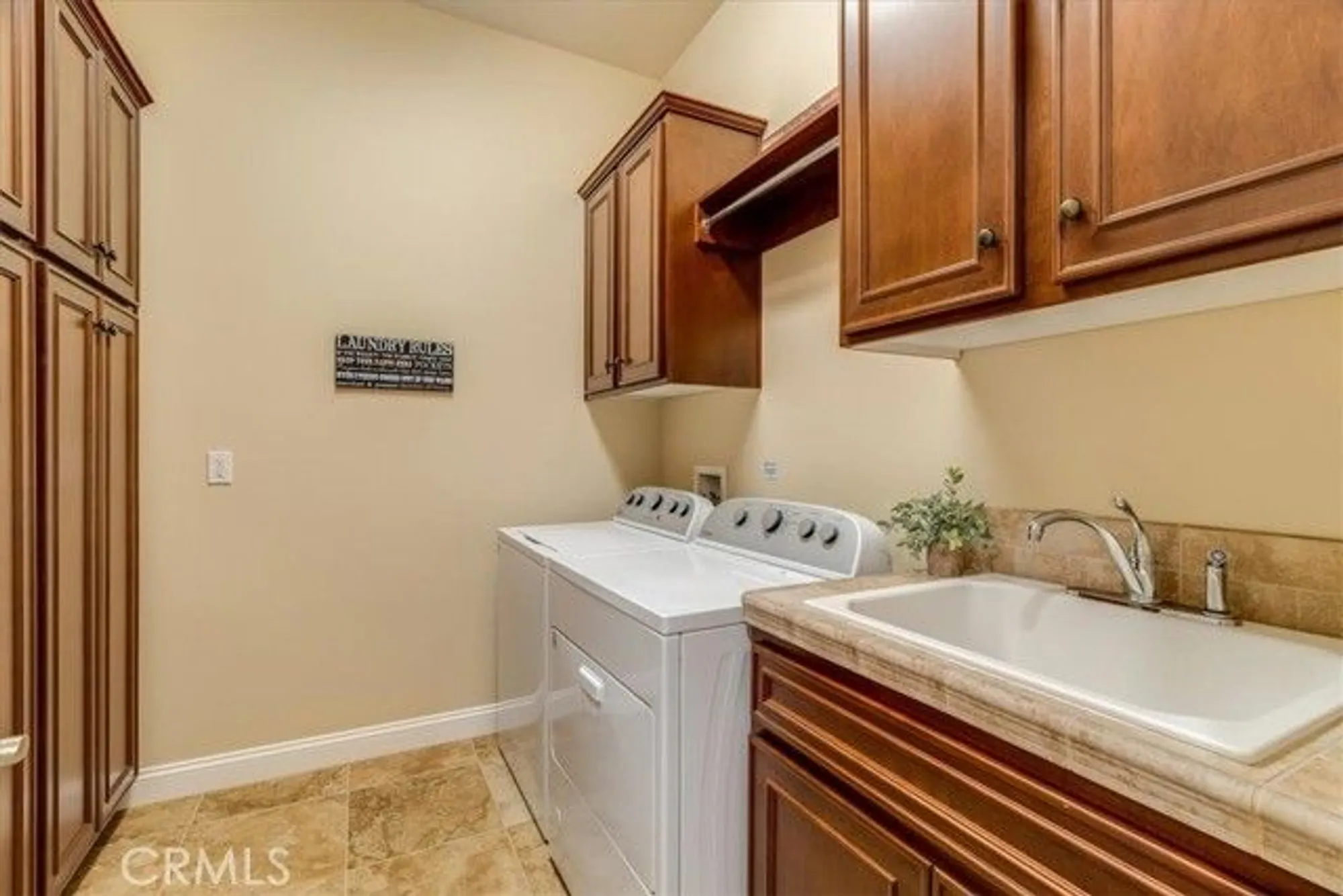 Property Slideshow image 23 of 49 | 1441 vicki ln, Nipomo, CA, 93444