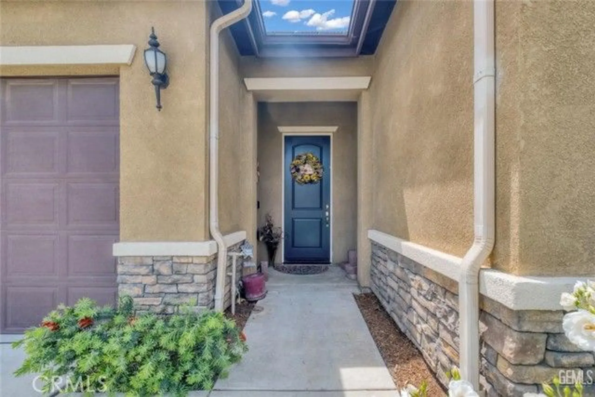 Property Slideshow image 3 of 27 | 9903 francois ln, Bakersfield, CA, 93306
