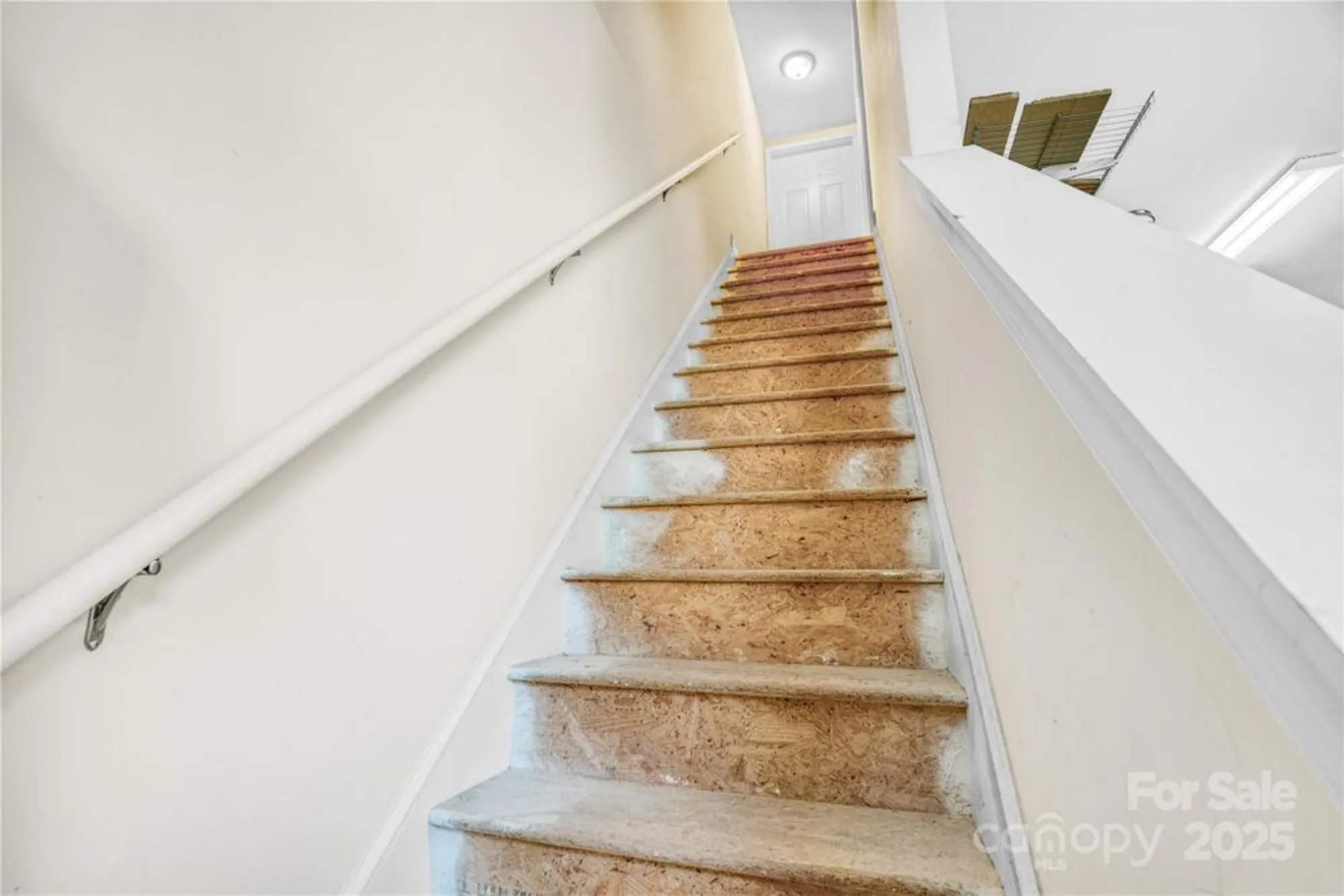 Property Slideshow image 19 of 25 | 12910 meetinghouse dr, Cornelius, NC, 28031