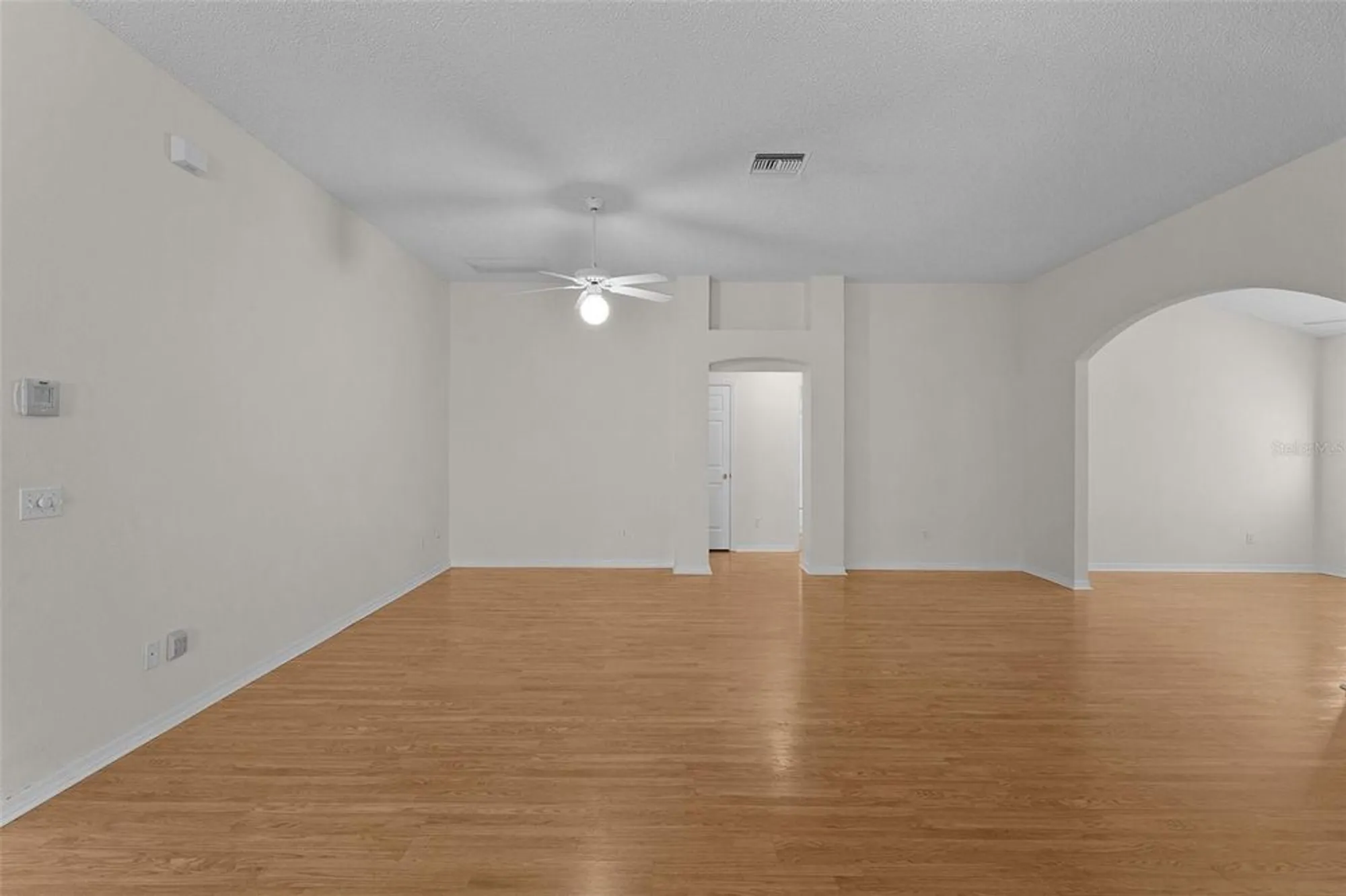 Property Slideshow image 8 of 44 | 912 ventura dr, The Villages, FL, 32159