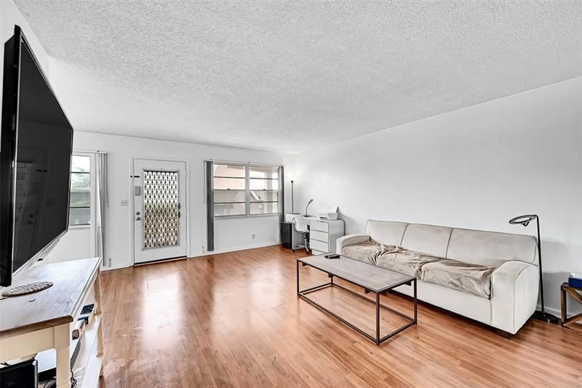 Property Slideshow image 12 of 27 | 1901 bermuda cir l3, Coconut Creek, FL, 33066