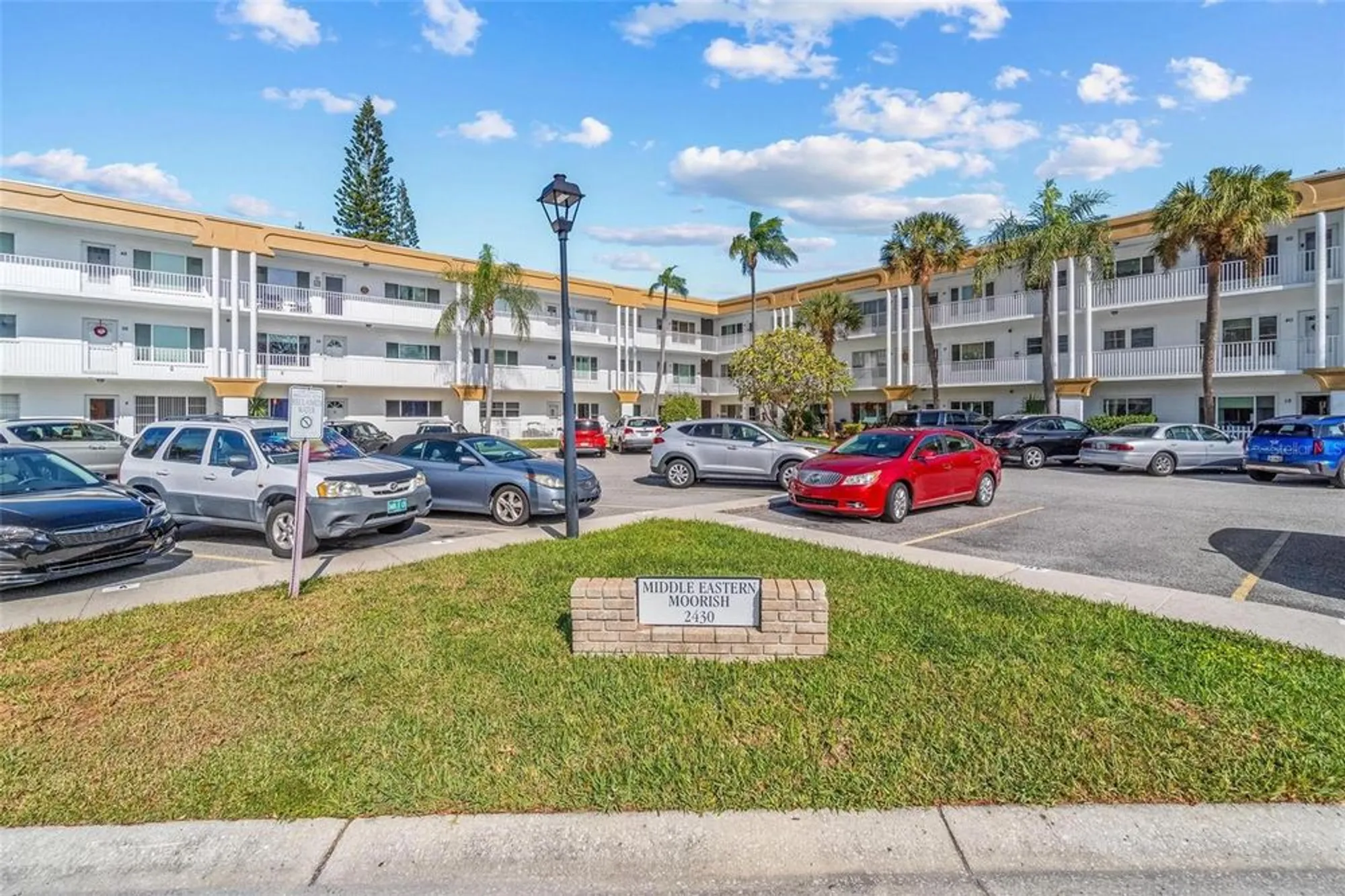 Property Slideshow image 1 of 70 | 2430 brazilia dr 28, Clearwater, FL, 33763