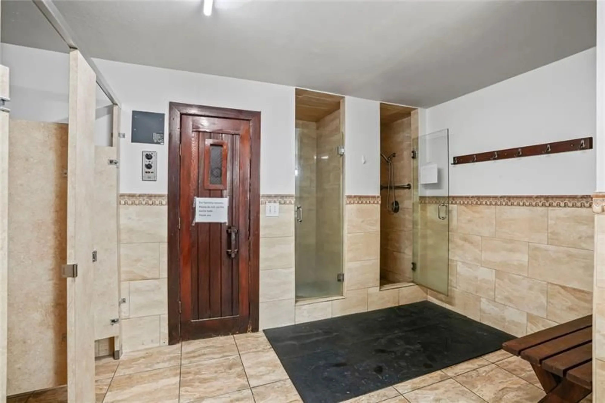 Property Slideshow image 33 of 43 | 3001 nw 46th ave 404, Lauderdale Lakes, FL, 33313