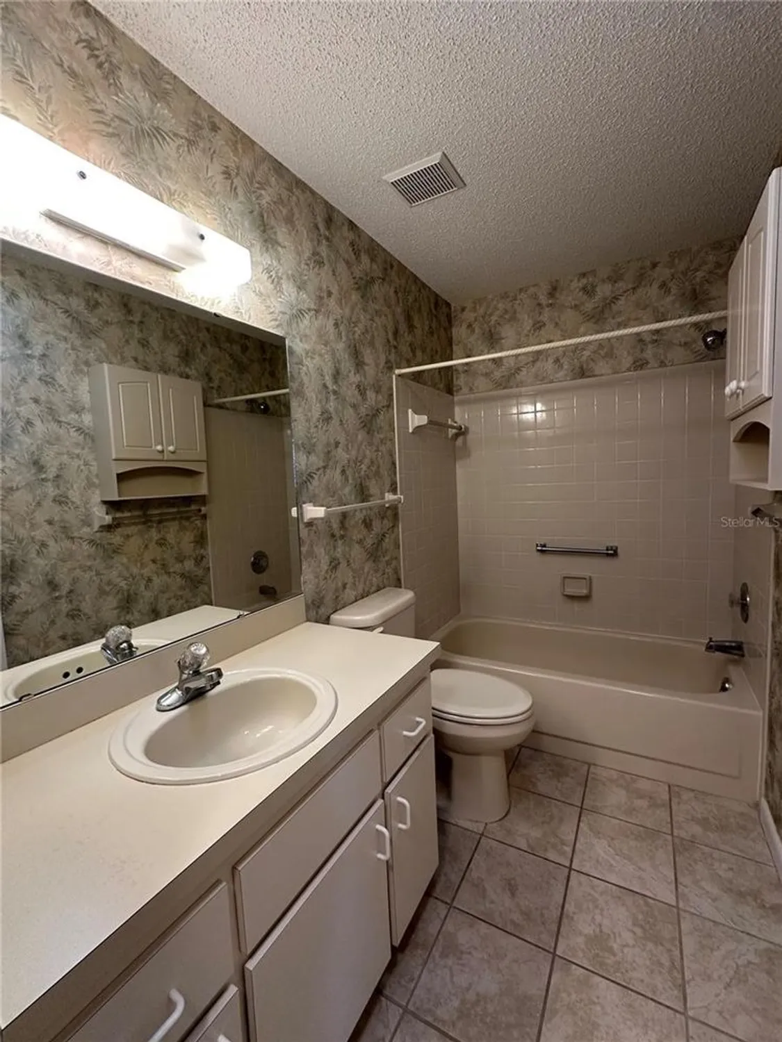 Property Slideshow image 18 of 81 | 9065 sw 82nd ter d, Ocala, FL, 34481