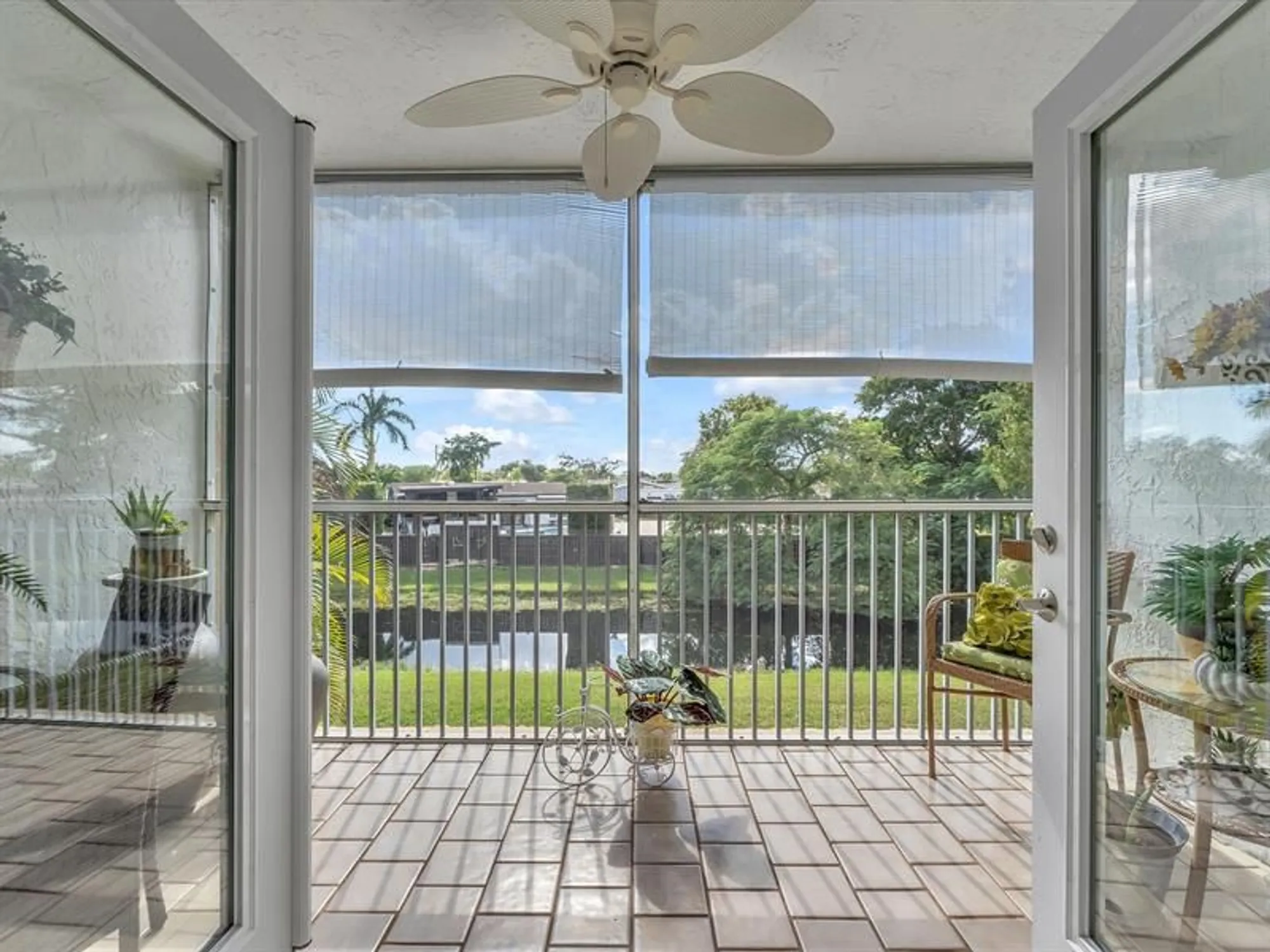 Property Slideshow image 17 of 25 | 6770 royal palm blvd apt 205, Margate, FL, 33063