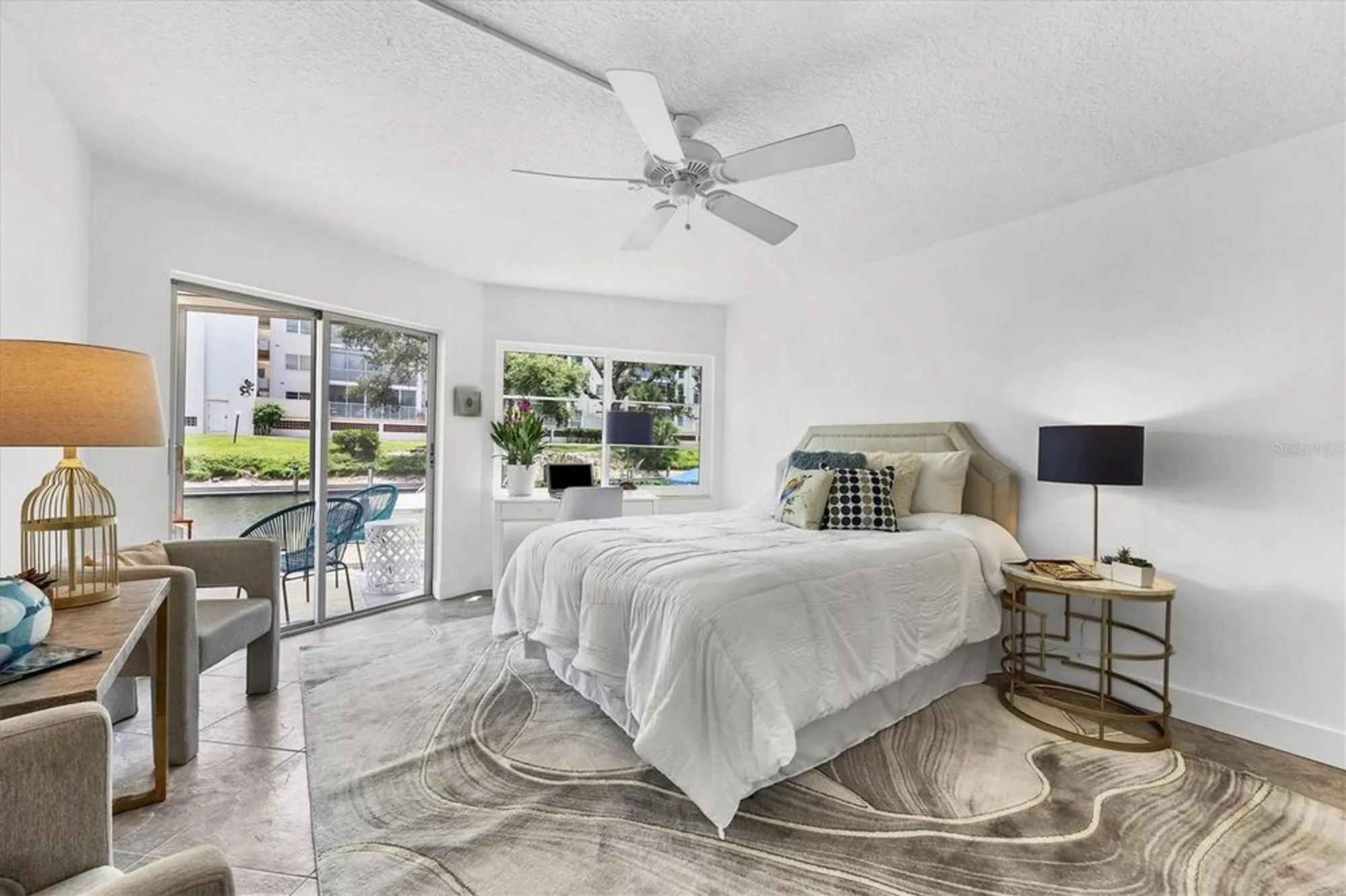 Property Slideshow image 23 of 55 | 1350 n portofino dr apt 107, Sarasota, FL, 34242