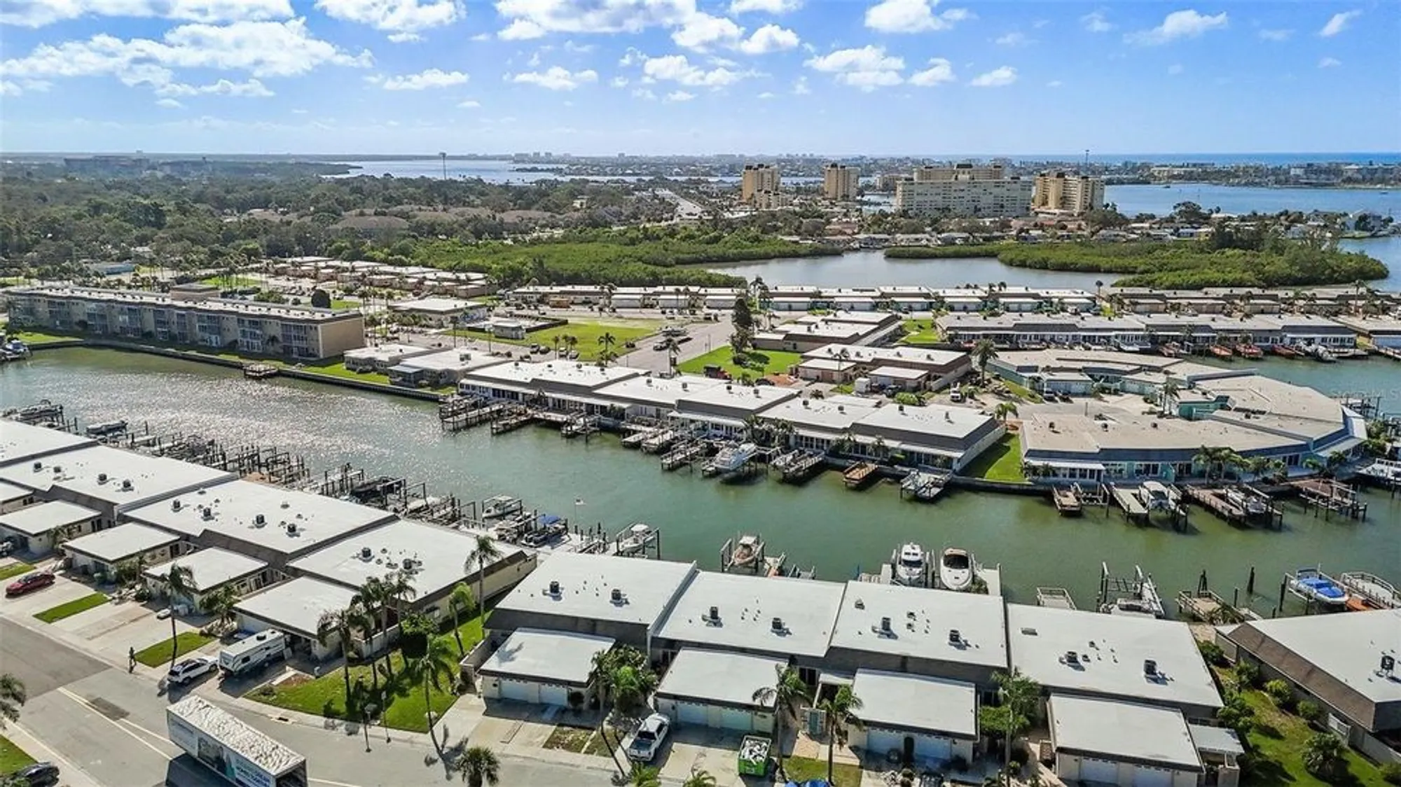 Property Slideshow image 38 of 40 | 325 boca ciega point blvd, St Petersburg, FL, 33708