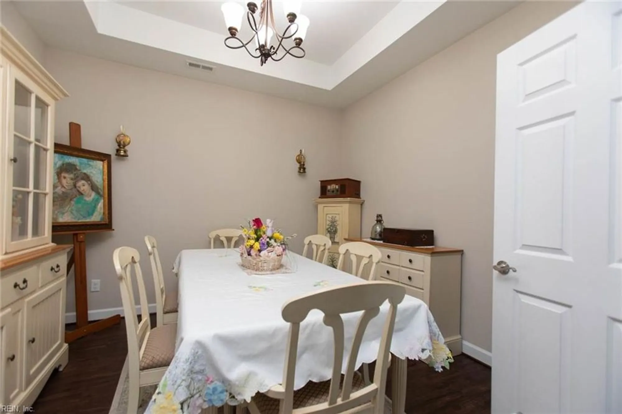Property Slideshow image 10 of 50 | 200 durham st, Smithfield, VA, 23430