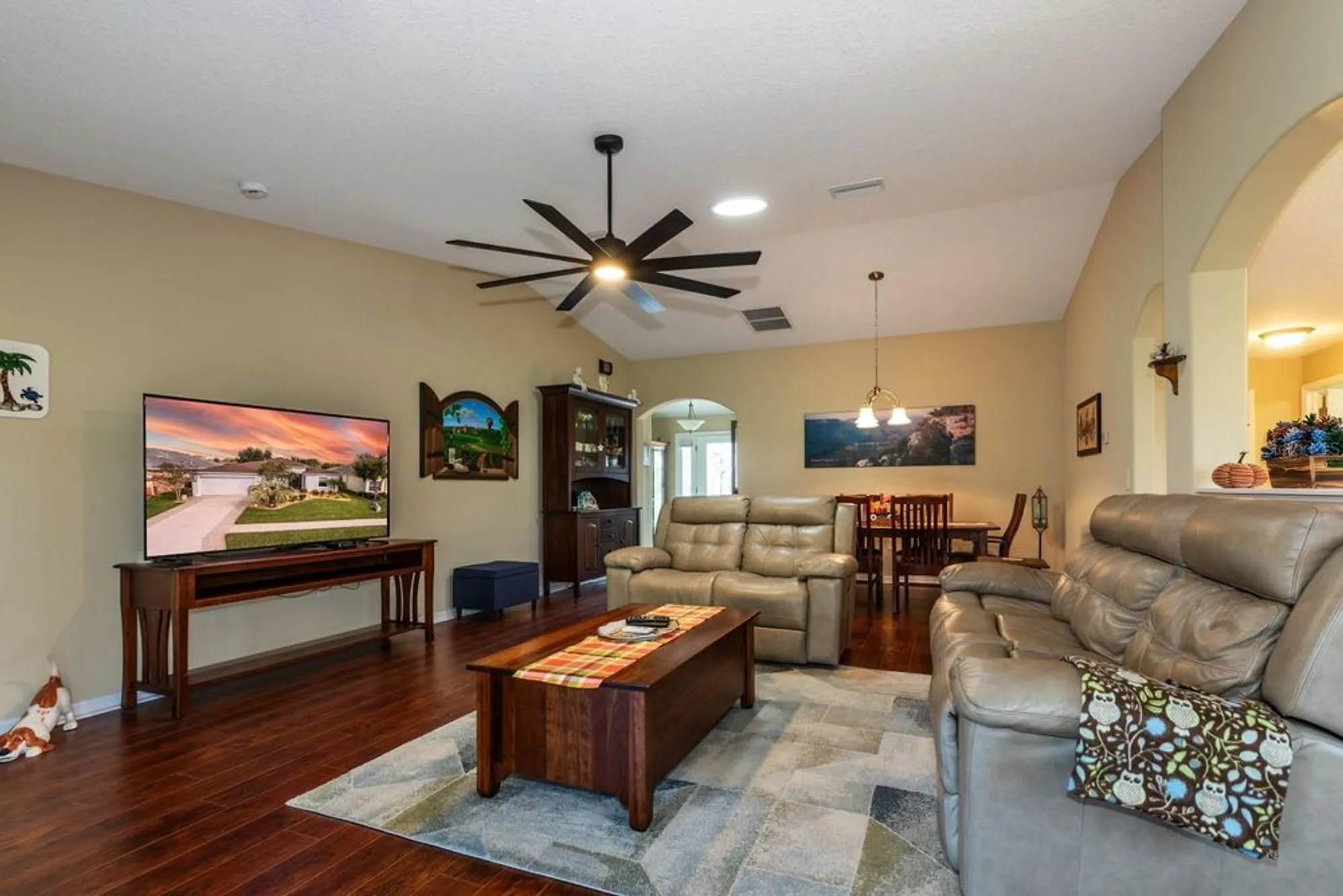 Property Slideshow image 7 of 42 | 27400 stoney brook dr, Leesburg, FL, 34748