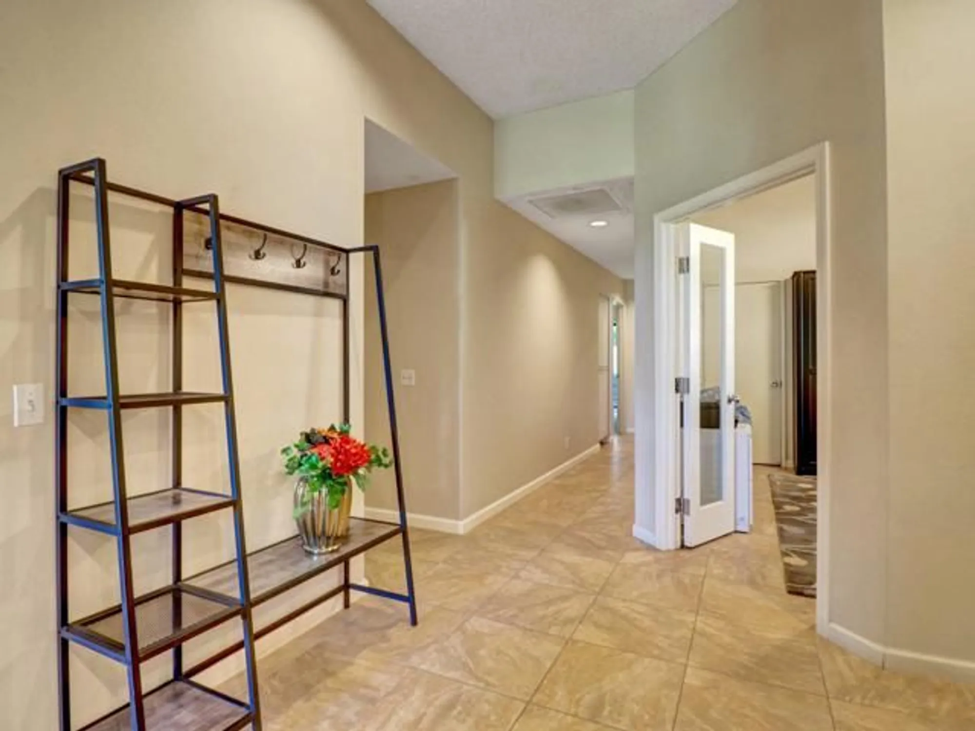 Property Slideshow image 11 of 24 | 54671 inverness way, La Quinta, CA, 92253