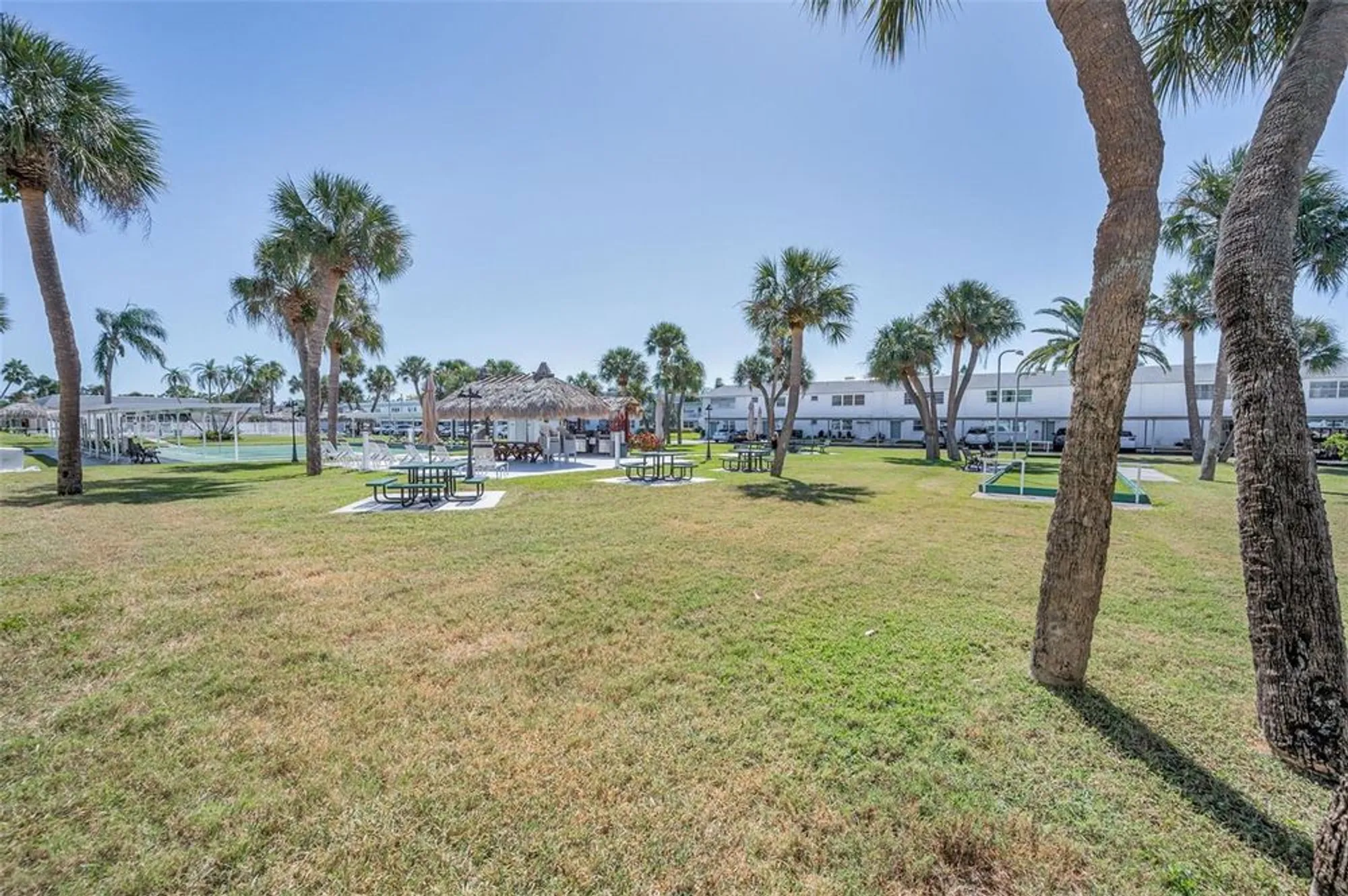 Property Slideshow image 24 of 49 | 5297 81st ln n apt 4, St Petersburg, FL, 33709