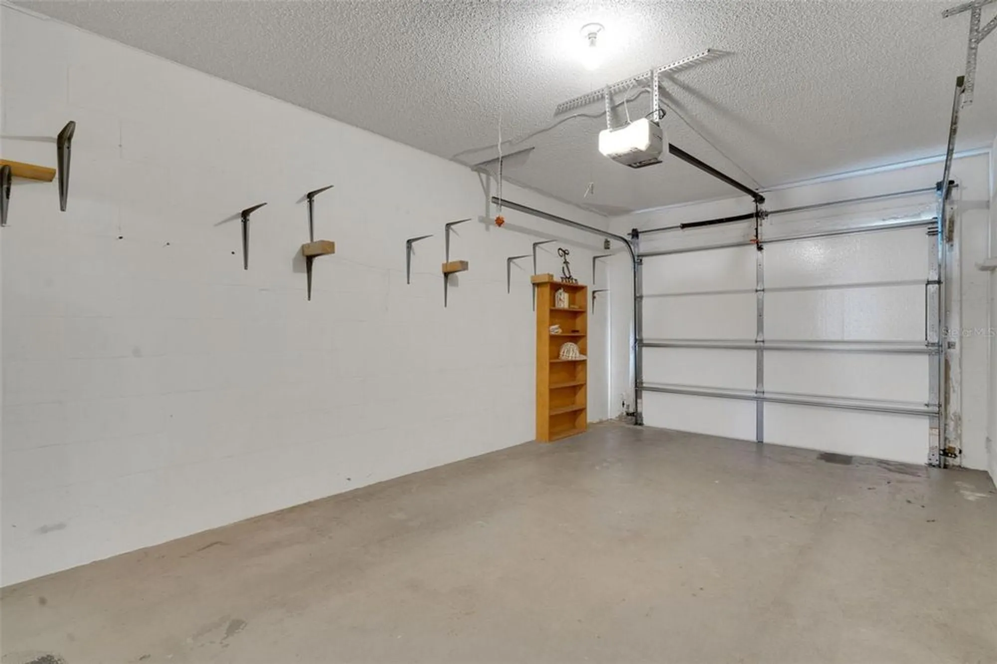 Property Slideshow image 36 of 39 | 8723 sw 93rd ln a, Ocala, FL, 34481