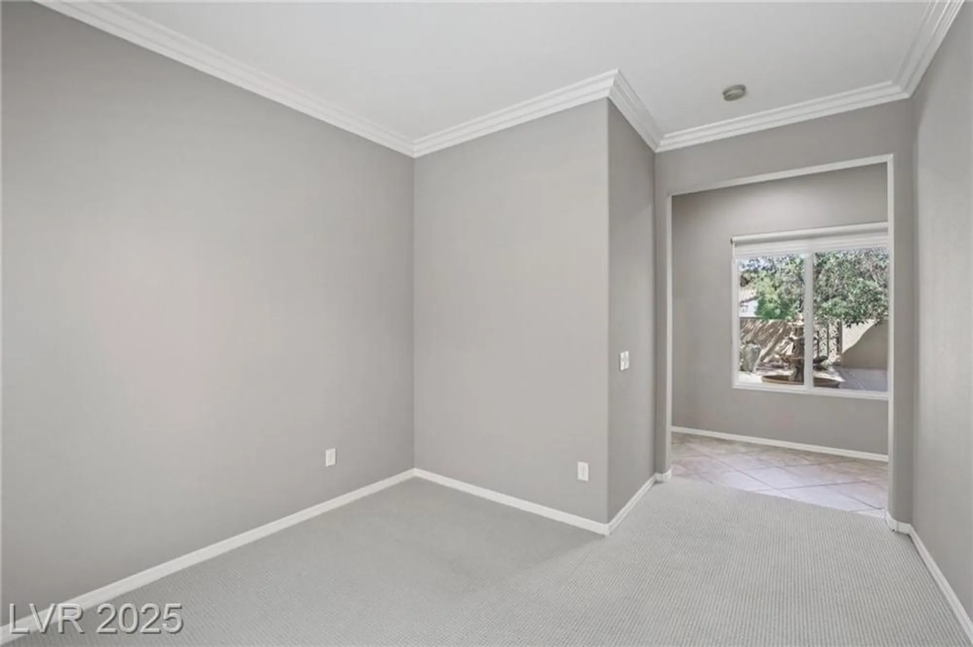 Property Slideshow image 29 of 46 | 2318 shorewood hills ave, Henderson, NV, 89052