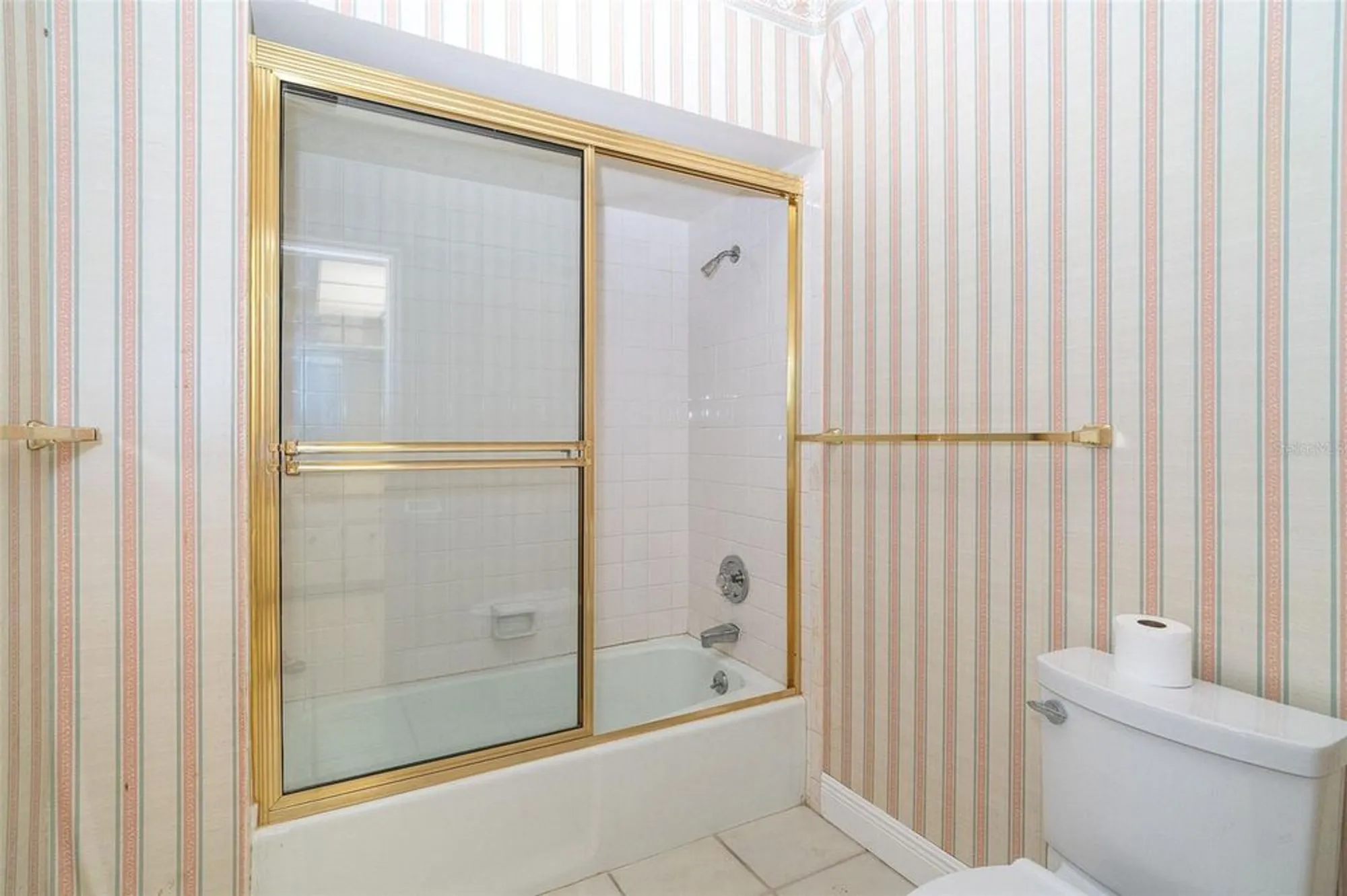 Property Slideshow image 28 of 43 | 12 golf view dr, Englewood, FL, 34223