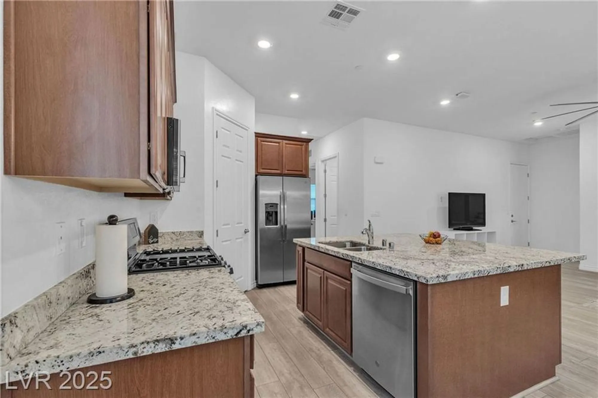 Property Slideshow image 10 of 59 | 778 hibiscuss blossom st, Henderson, NV, 89011