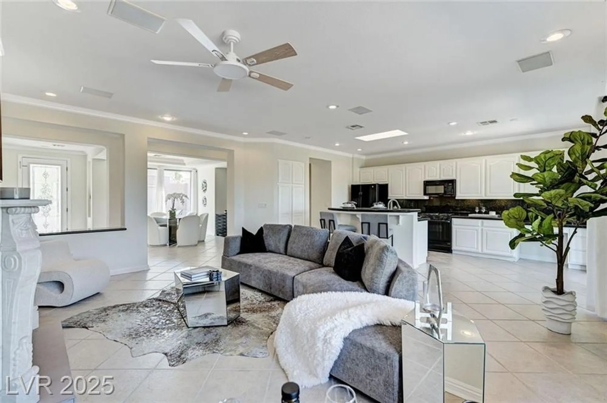 Property Slideshow image 15 of 64 | 10550 mandarino ave, Las Vegas, NV, 89135